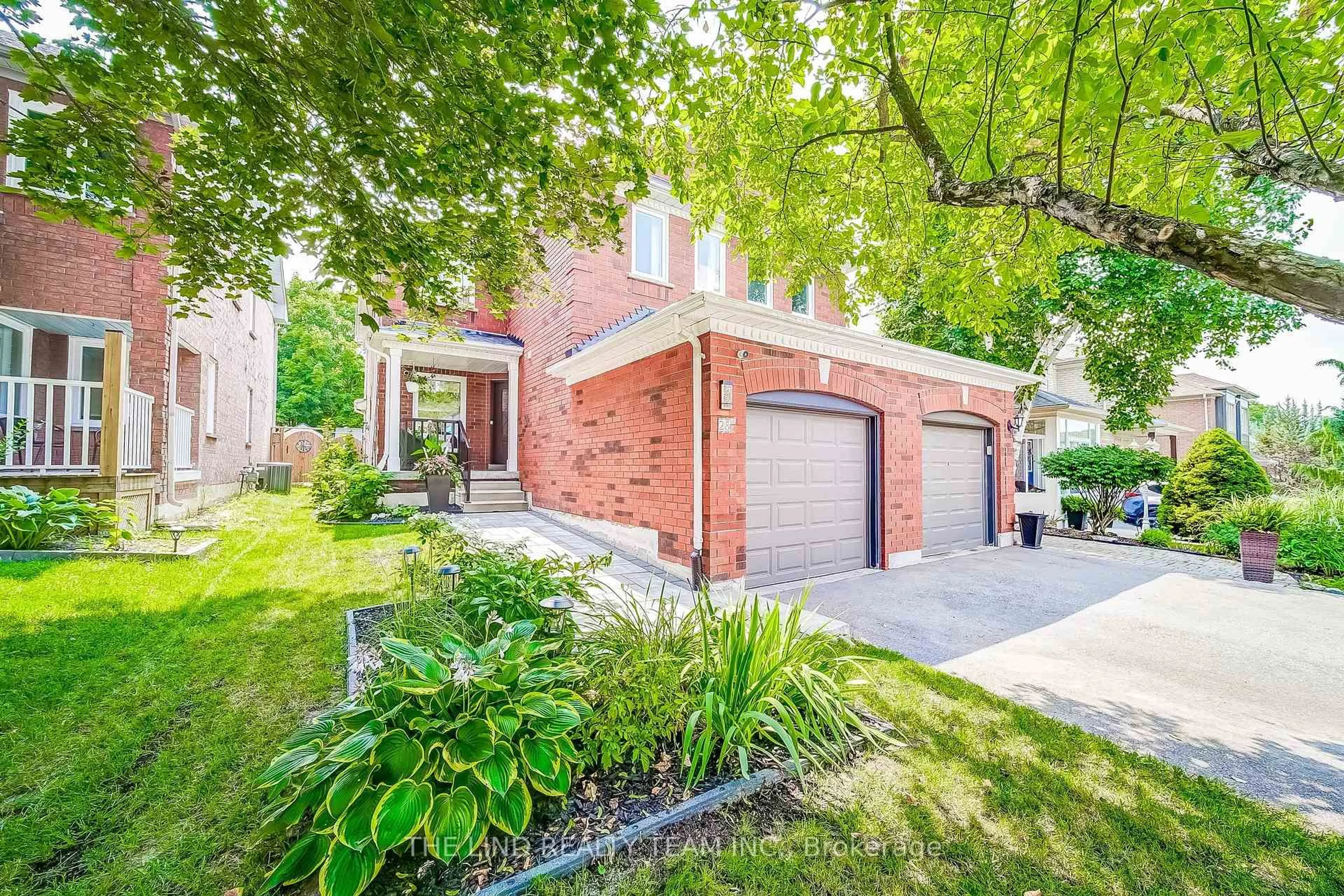 Home with brick exterior material, street for 28 Fife Rd, Aurora Ontario L4G 6Z1
