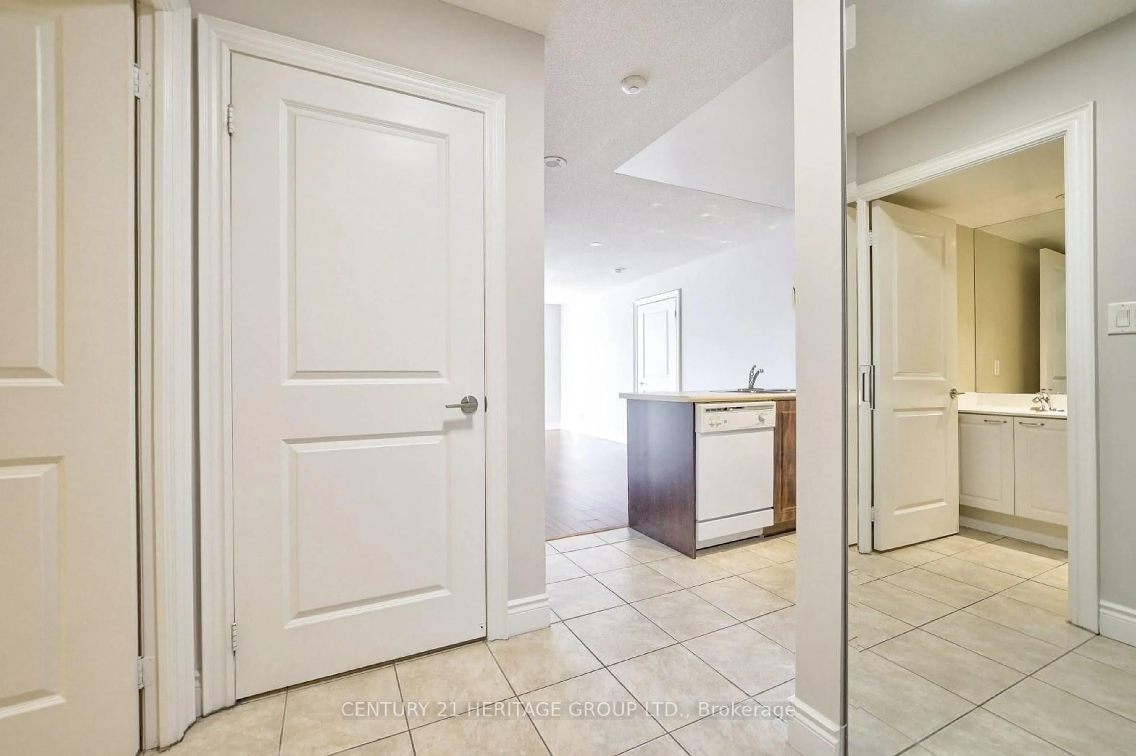 Indoor entryway for 88 TIMES Ave #509, Markham Ontario L3T 7Z4