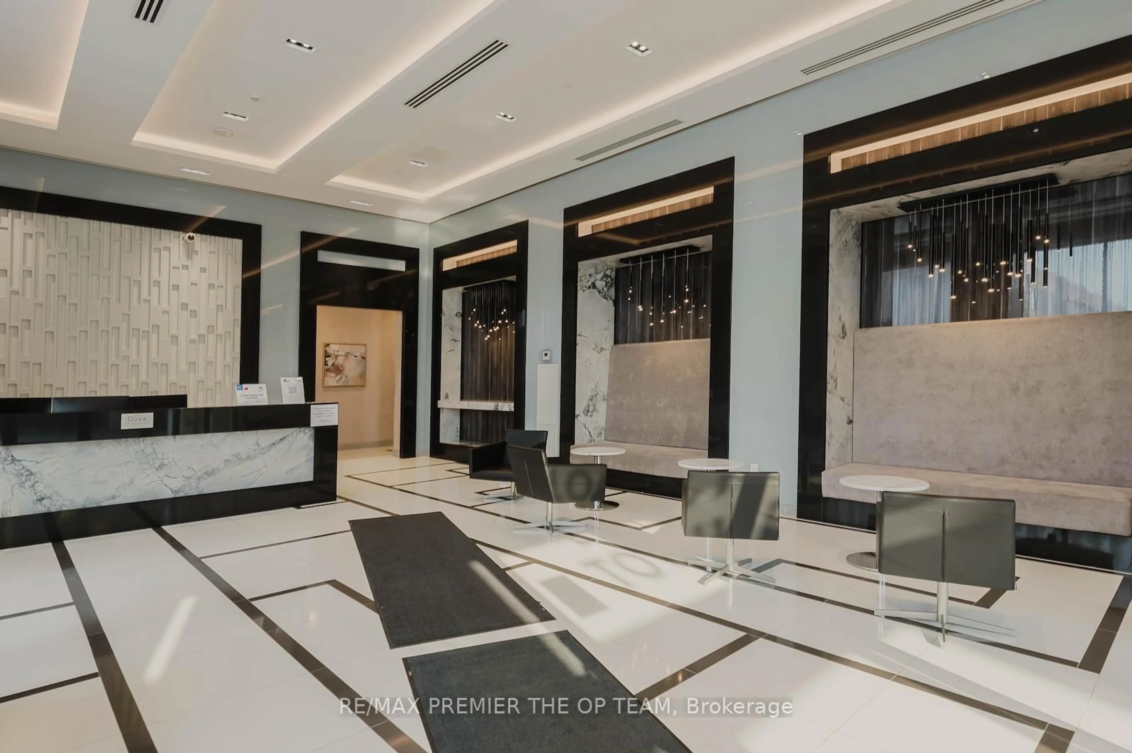 Lobby for 100 Eagle Rock Way #707, Vaughan Ontario L6A 5B9