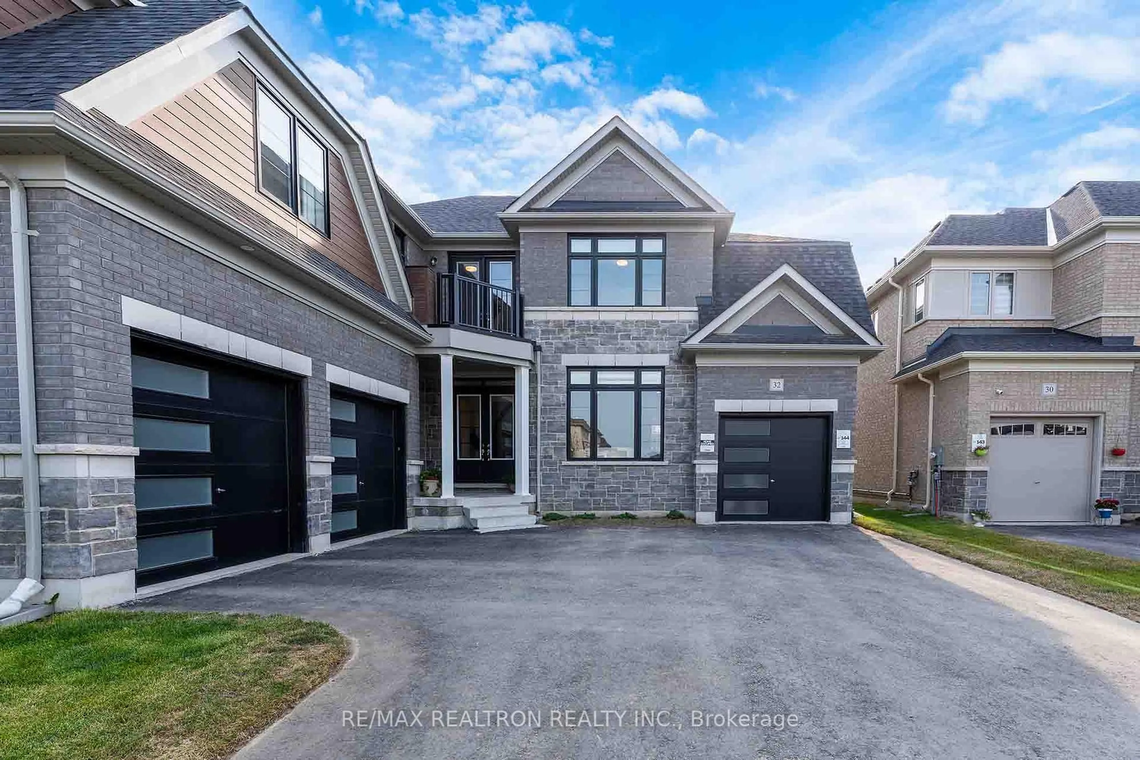 Home with brick exterior material, street for 32 Bellflower Cres, Adjala-Tosorontio Ontario L0G 1W0