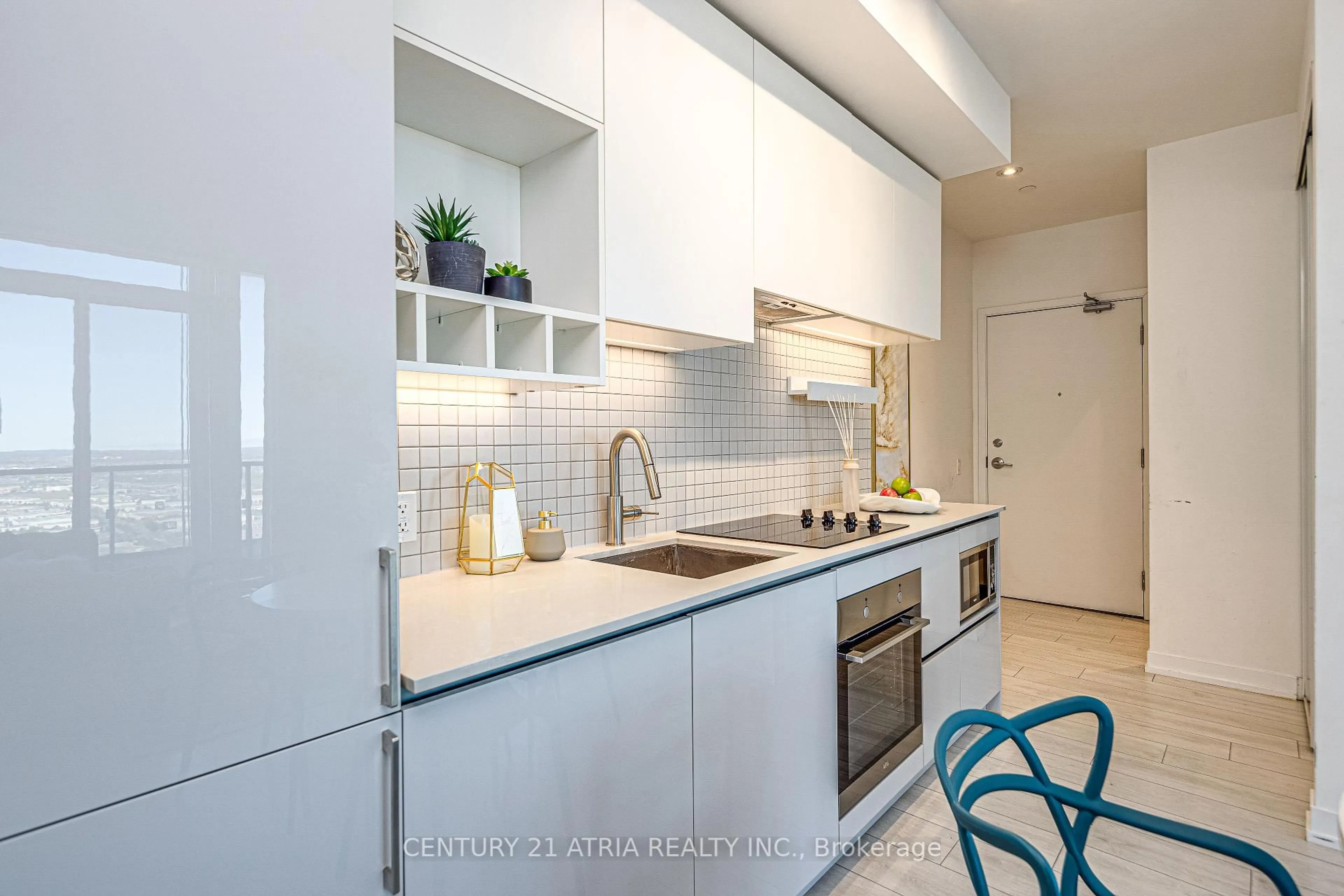 Standard kitchen, ceramic/tile floor for 898 Portage Pkwy #5312, Vaughan Ontario L4K 0J6