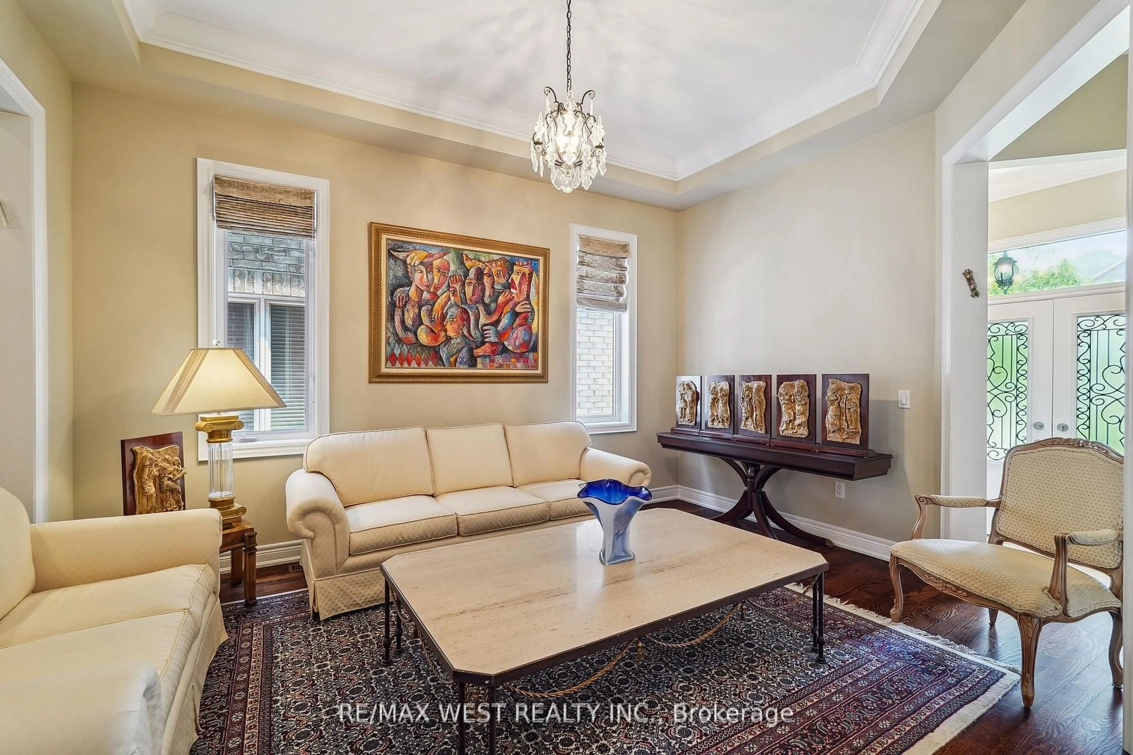Living room with furniture, unknown for 160 Townsgate Dr, Vaughan Ontario L4J 8J5