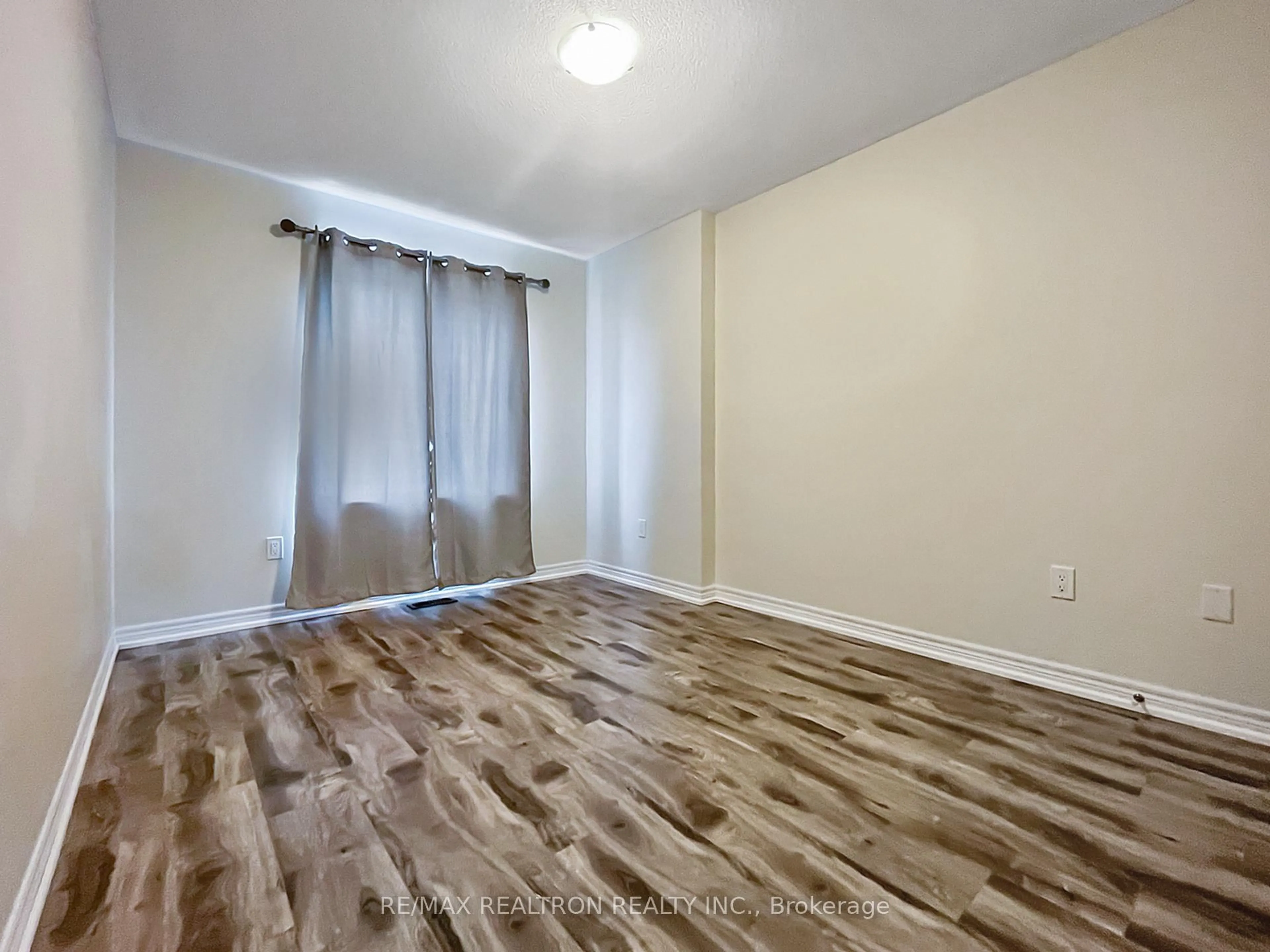A pic of a room for 67 Greenwood Dr, Essa Ontario L0M 1B5