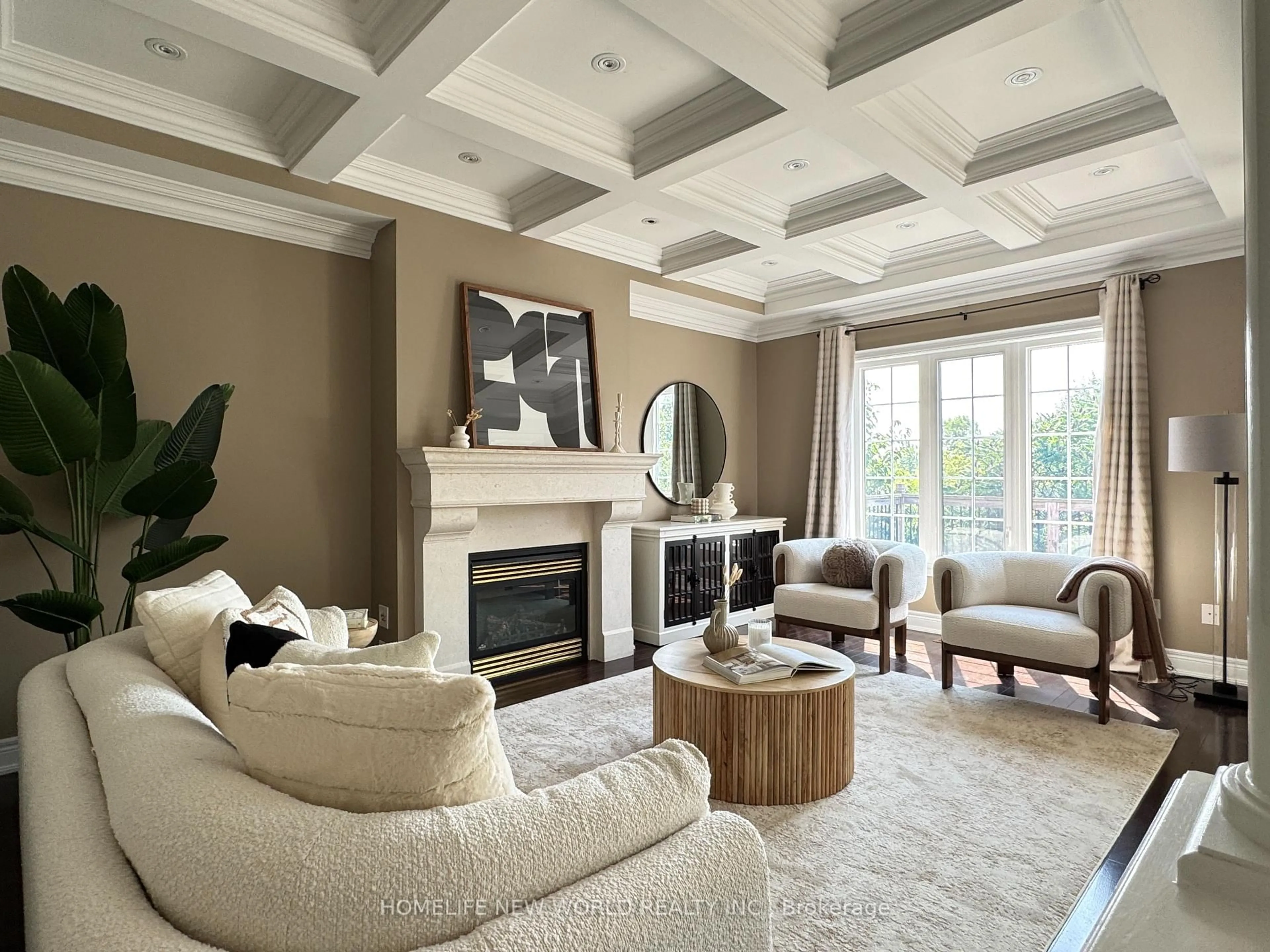 Living room with furniture, unknown for 117 Lady Karen Cres, Vaughan Ontario L6A 4M3