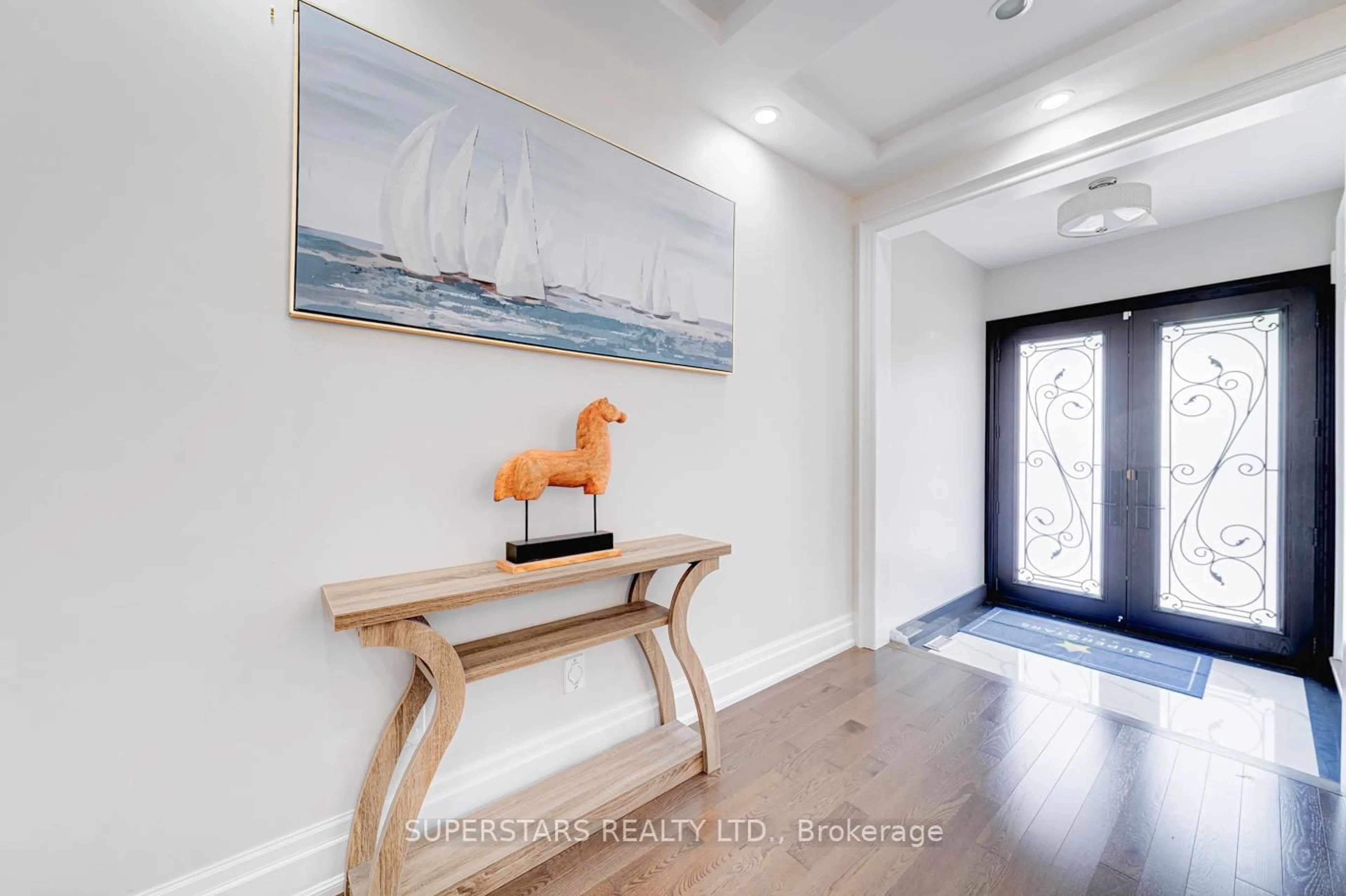 Indoor entryway for 35 Chasser Dr, Markham Ontario L6E 1S6