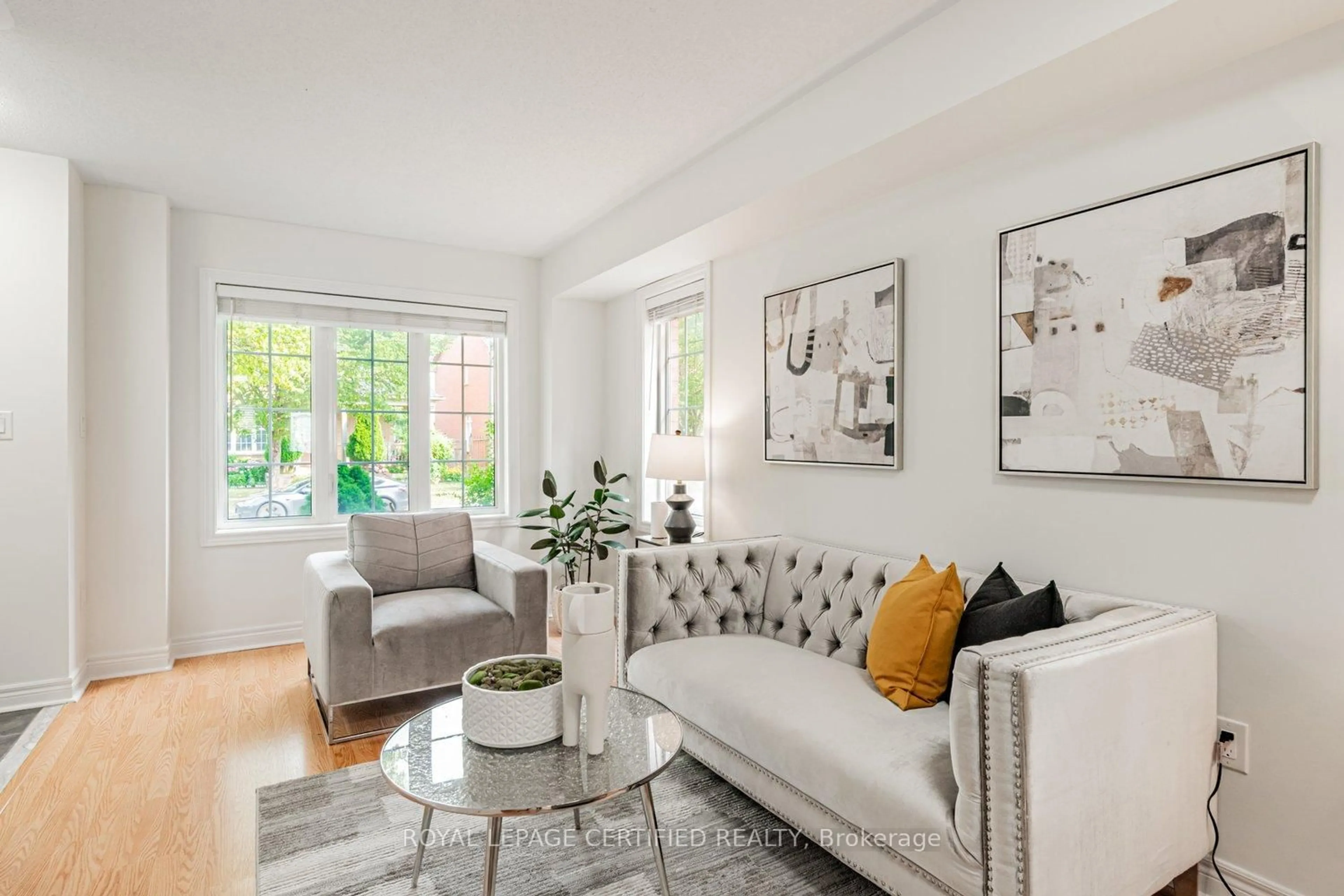 Living room with furniture, unknown for 483 White's Hill Ave, Markham Ontario L6B 0J8