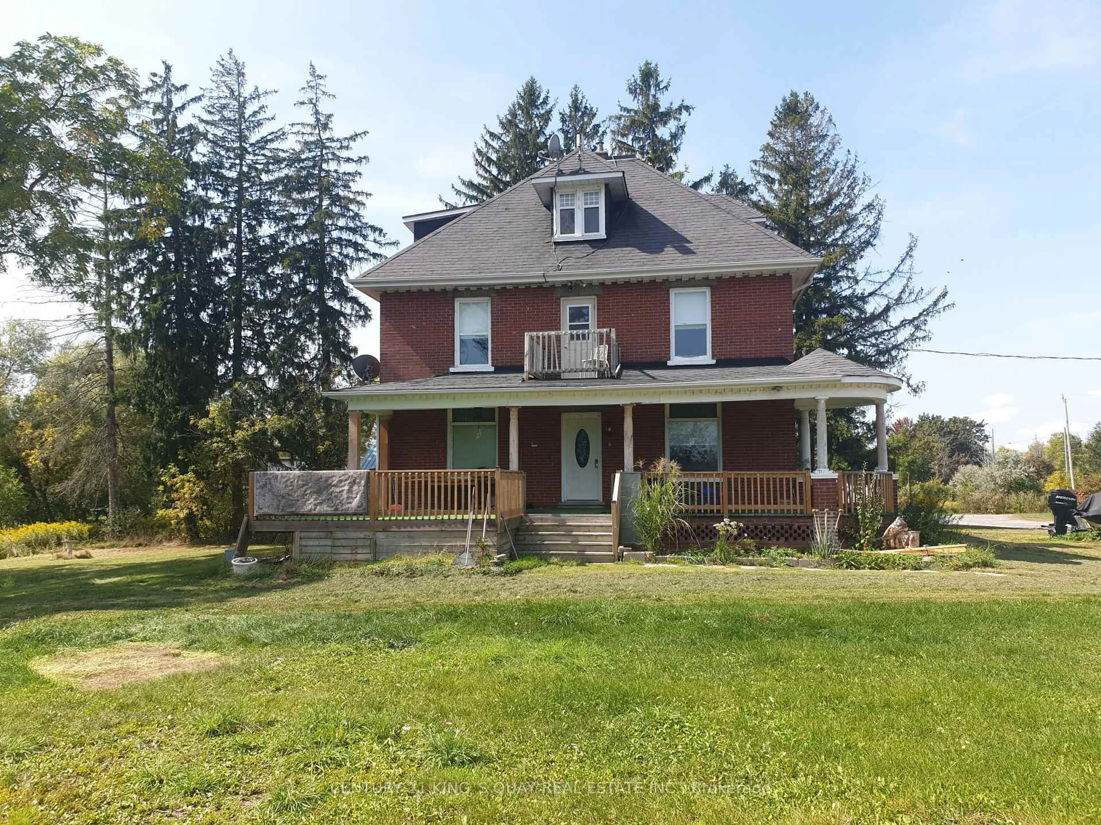 A pic from outside/outdoor area/front of a property/back of a property/a pic from drone, unknown for 3985 Stouffville Rd, Whitchurch-Stouffville Ontario L4A 7X5