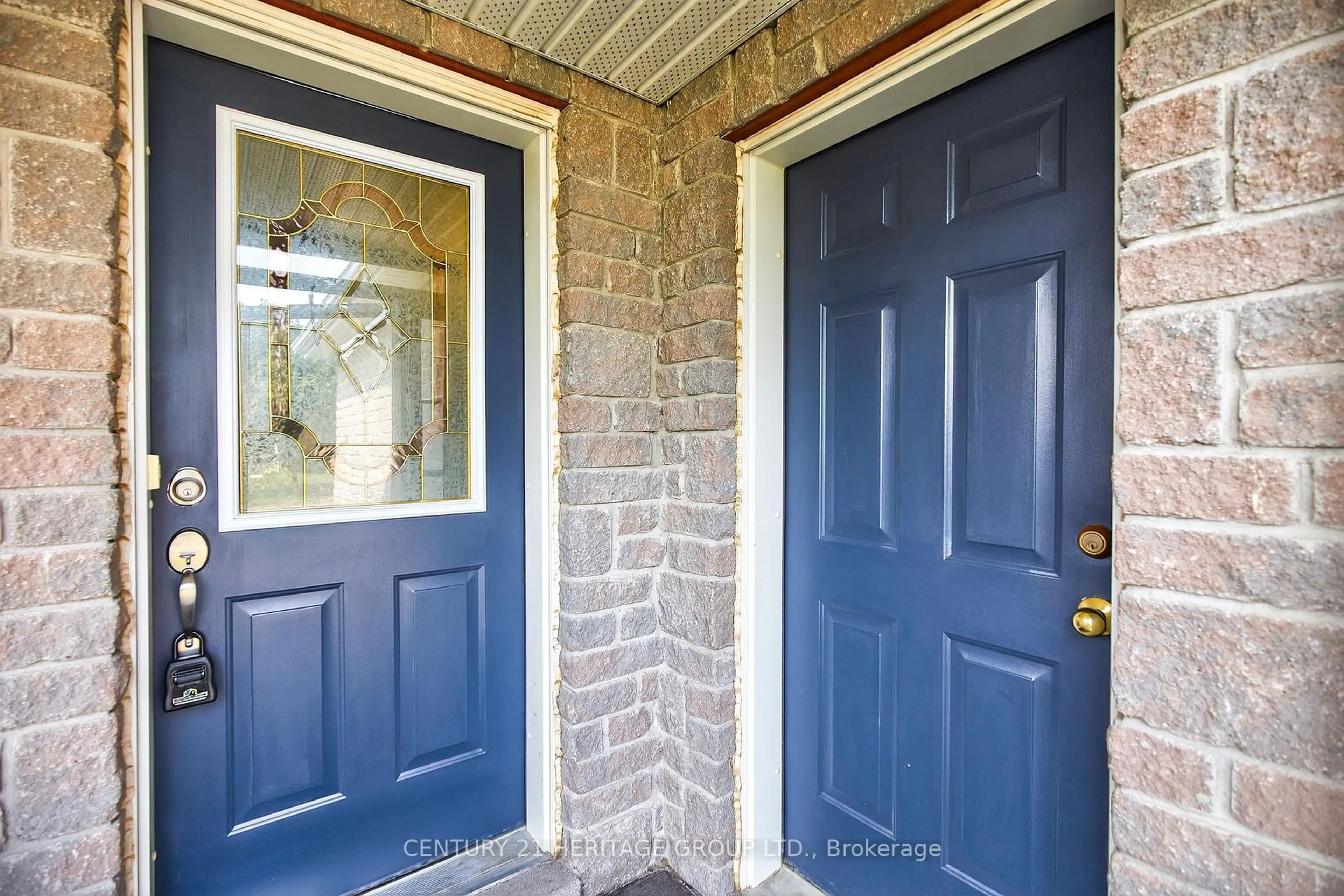 Indoor entryway for 37 Aishford Rd, Bradford West Gwillimbury Ontario L3Z 3E2