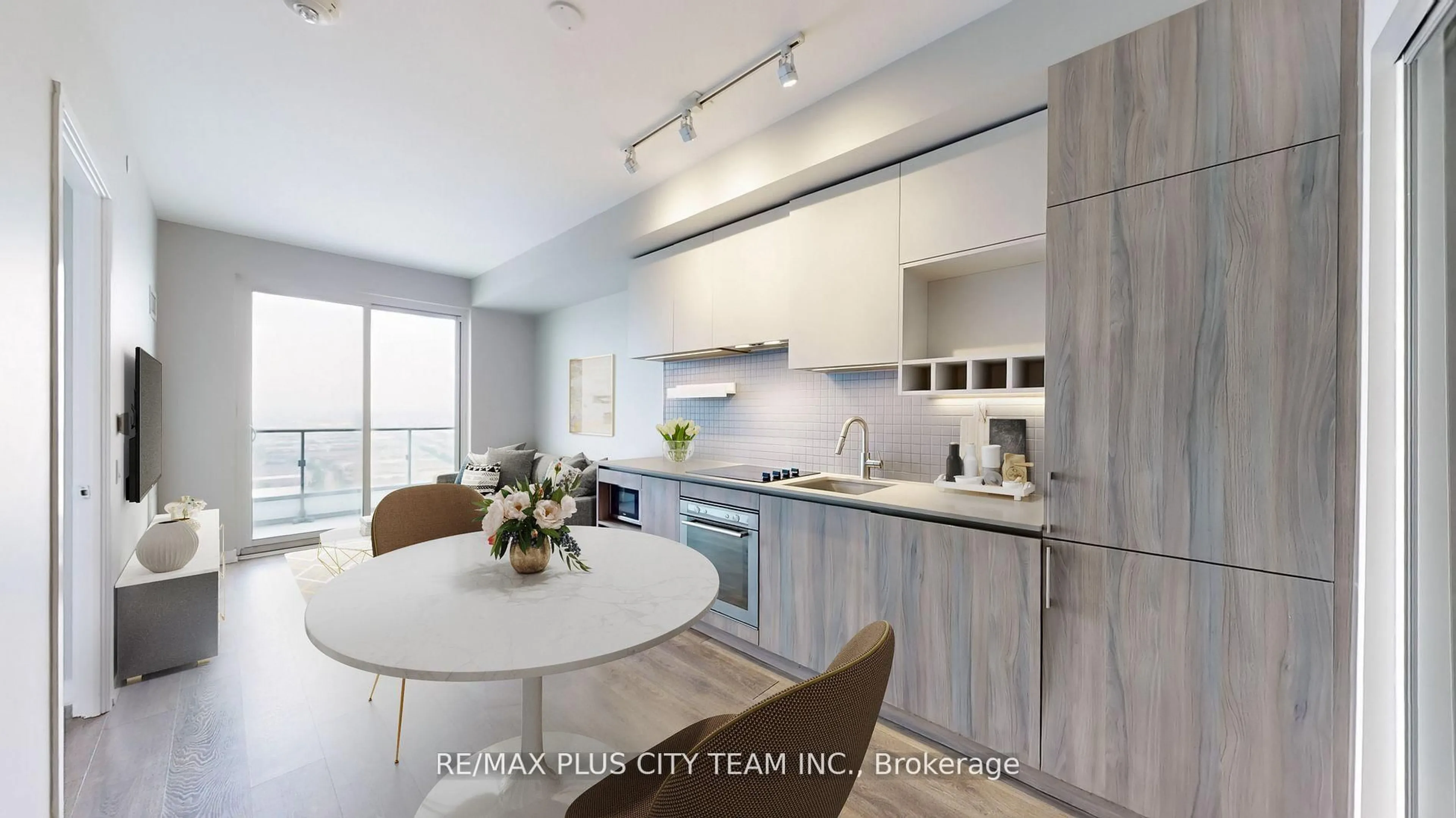 Open concept kitchen, unknown for 950 Portage Pkwy #4215, Vaughan Ontario L4K 0J7