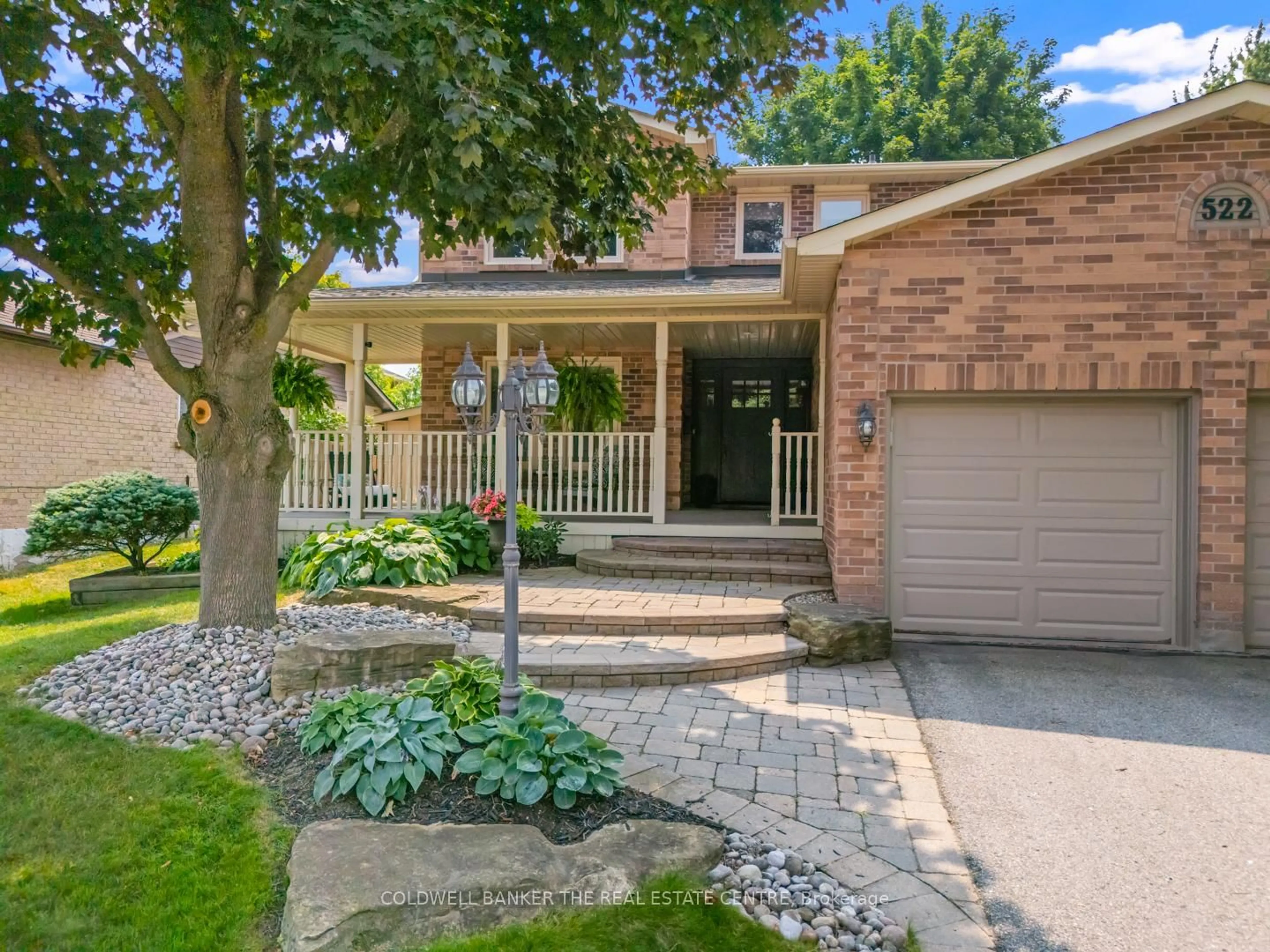 Home with brick exterior material, street for 522 Malvern Cres, Newmarket Ontario L3Y 7L6