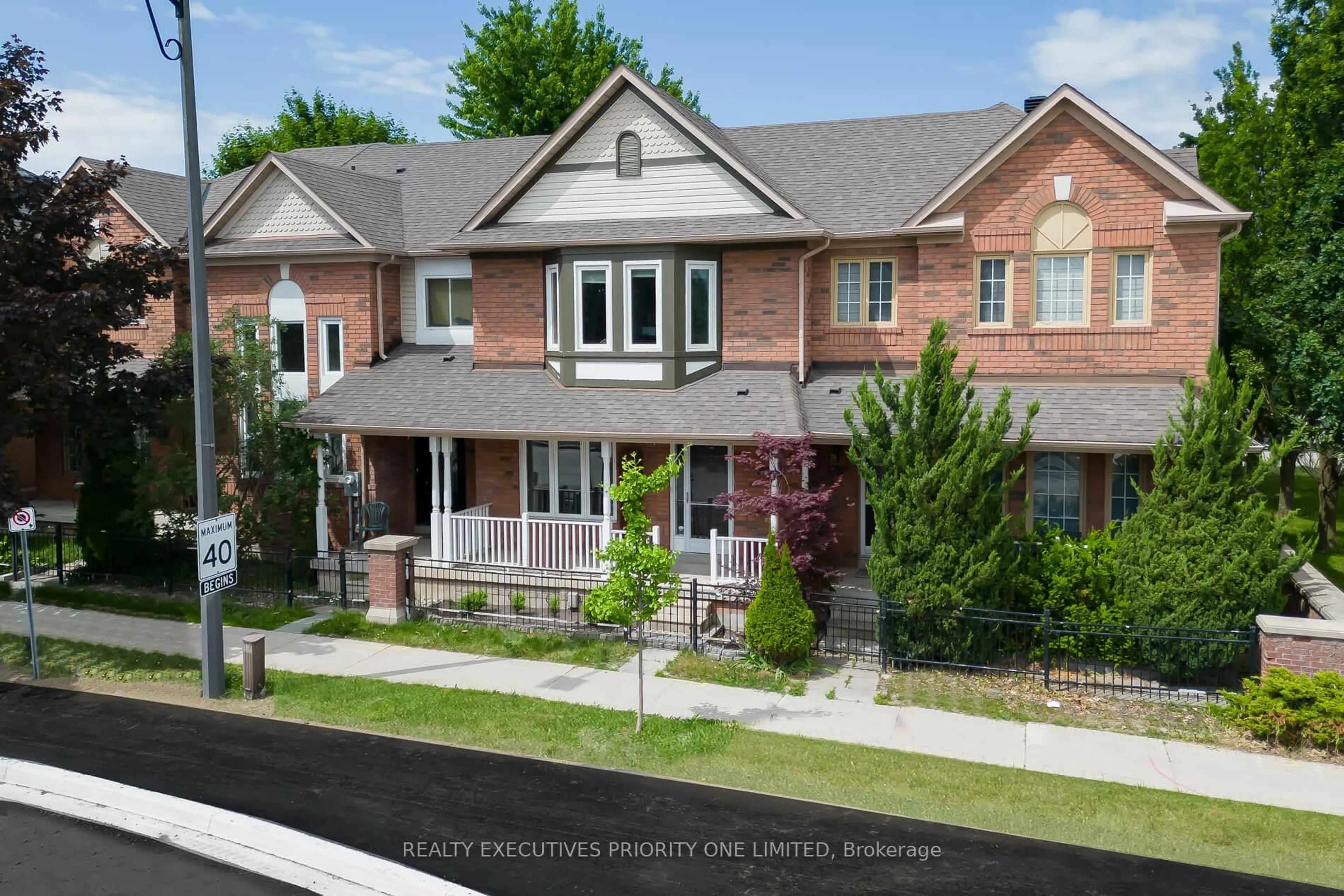 Home with brick exterior material, street for 372 John West Way, Aurora Ontario L4G 7J4