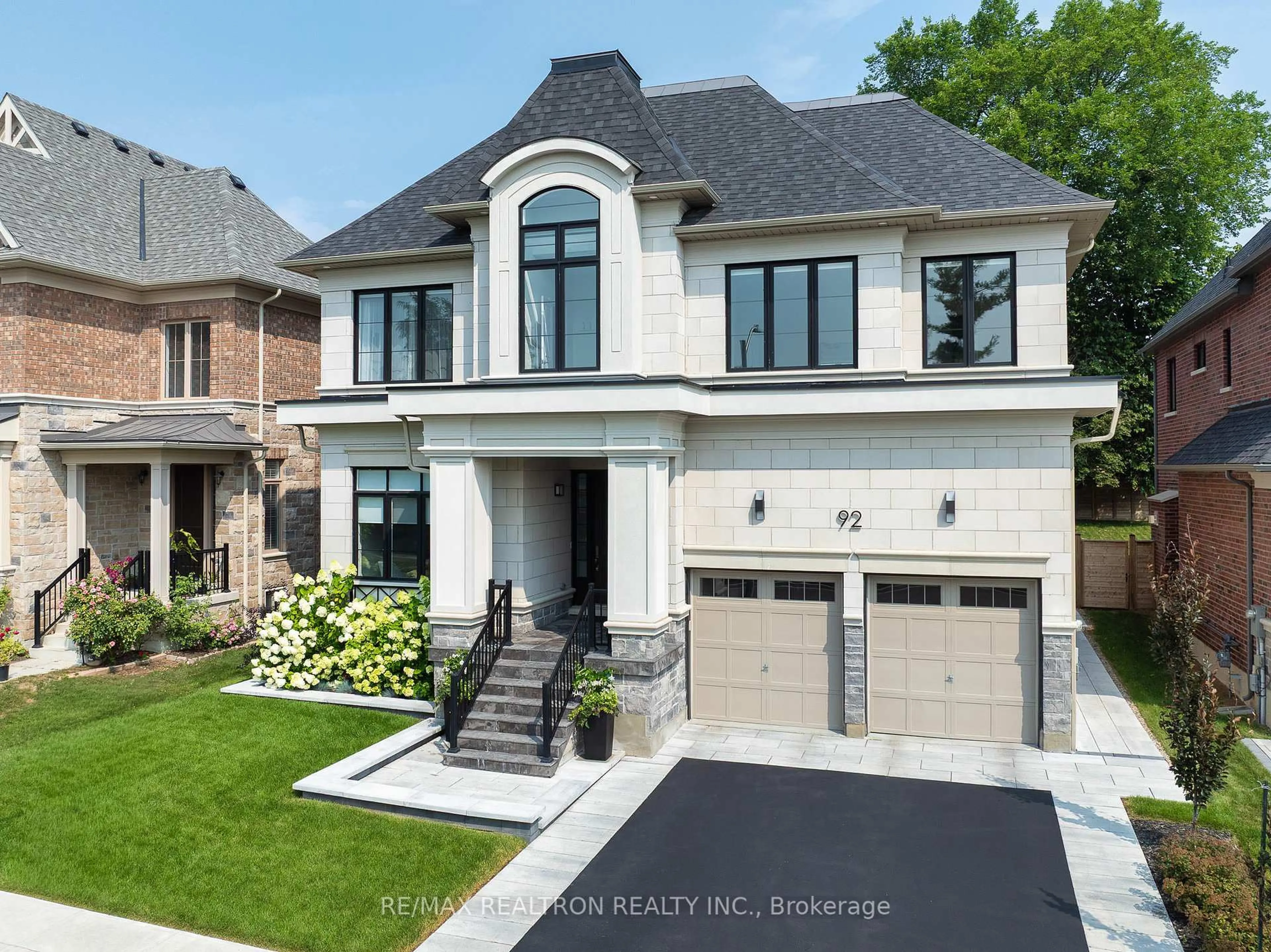 Home with brick exterior material, street for 92 Klees Cres, Aurora Ontario L4G 3W8