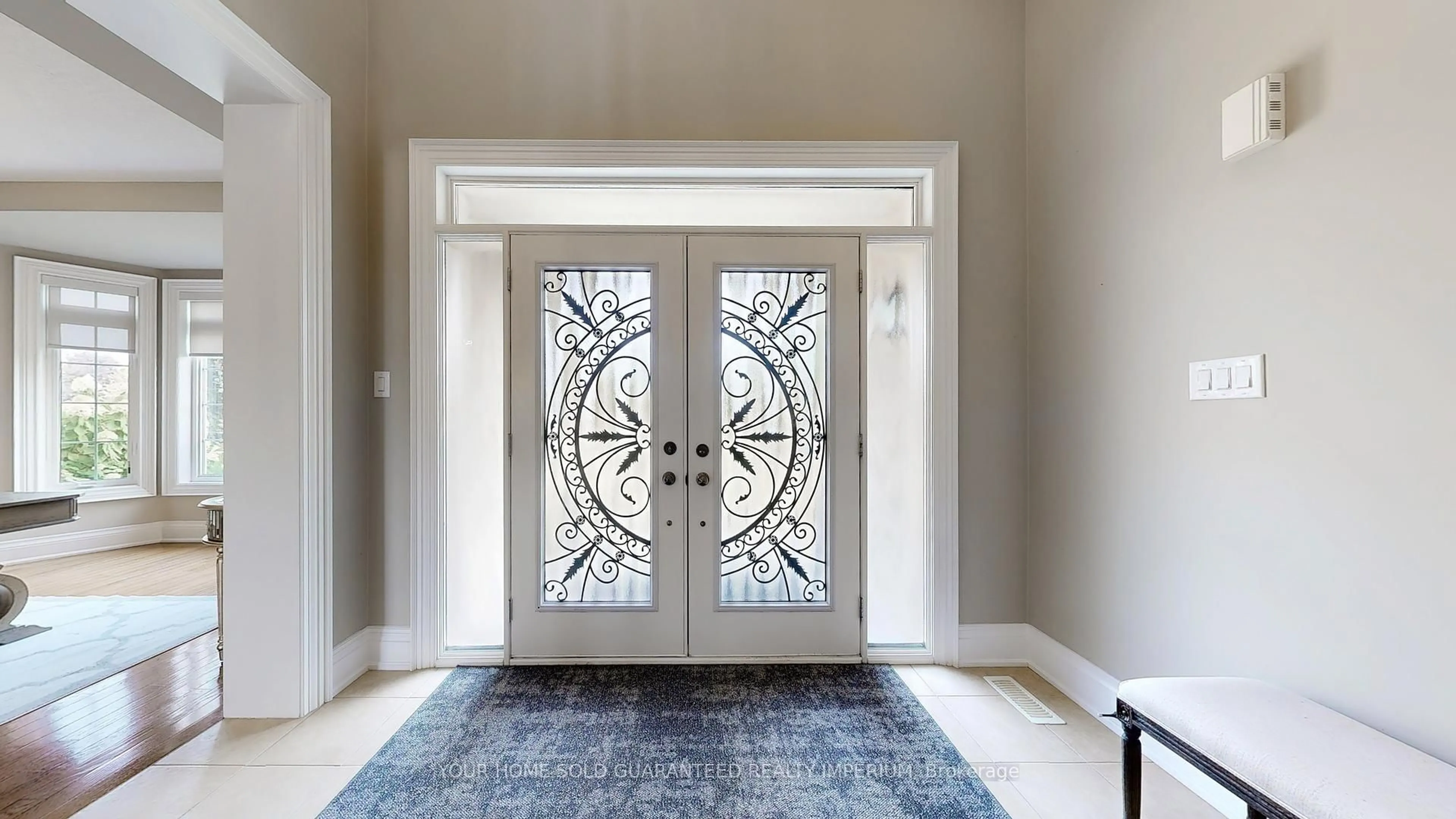 Indoor entryway for 24 Wyndance Way, Uxbridge Ontario L9P 0B8