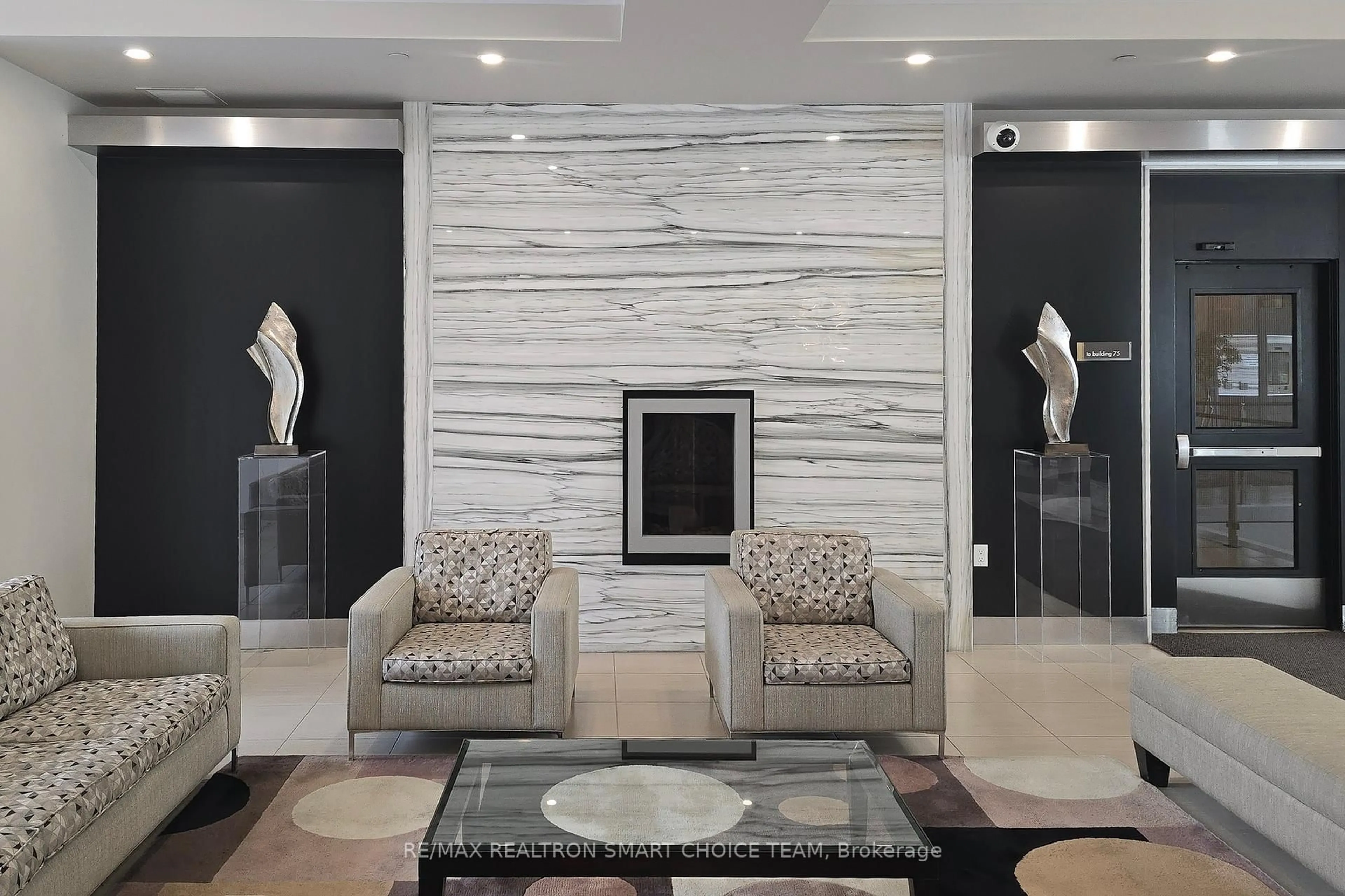 Lobby for 75 South Town Centre Blvd #1511, Markham Ontario L6G 0B3