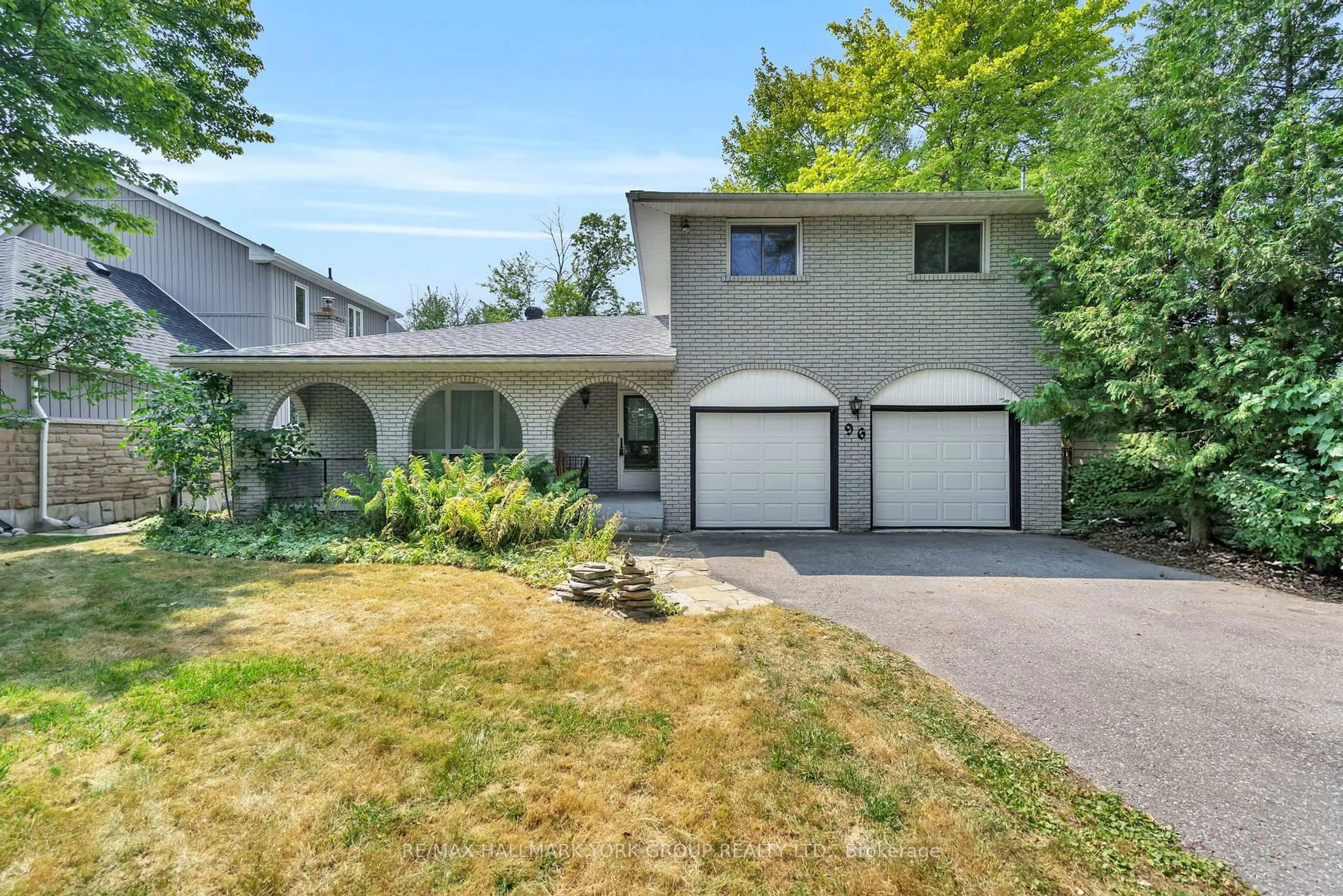 Home with vinyl exterior material, street for 96 Riverview Beach Rd, Georgina Ontario L0E 1N0
