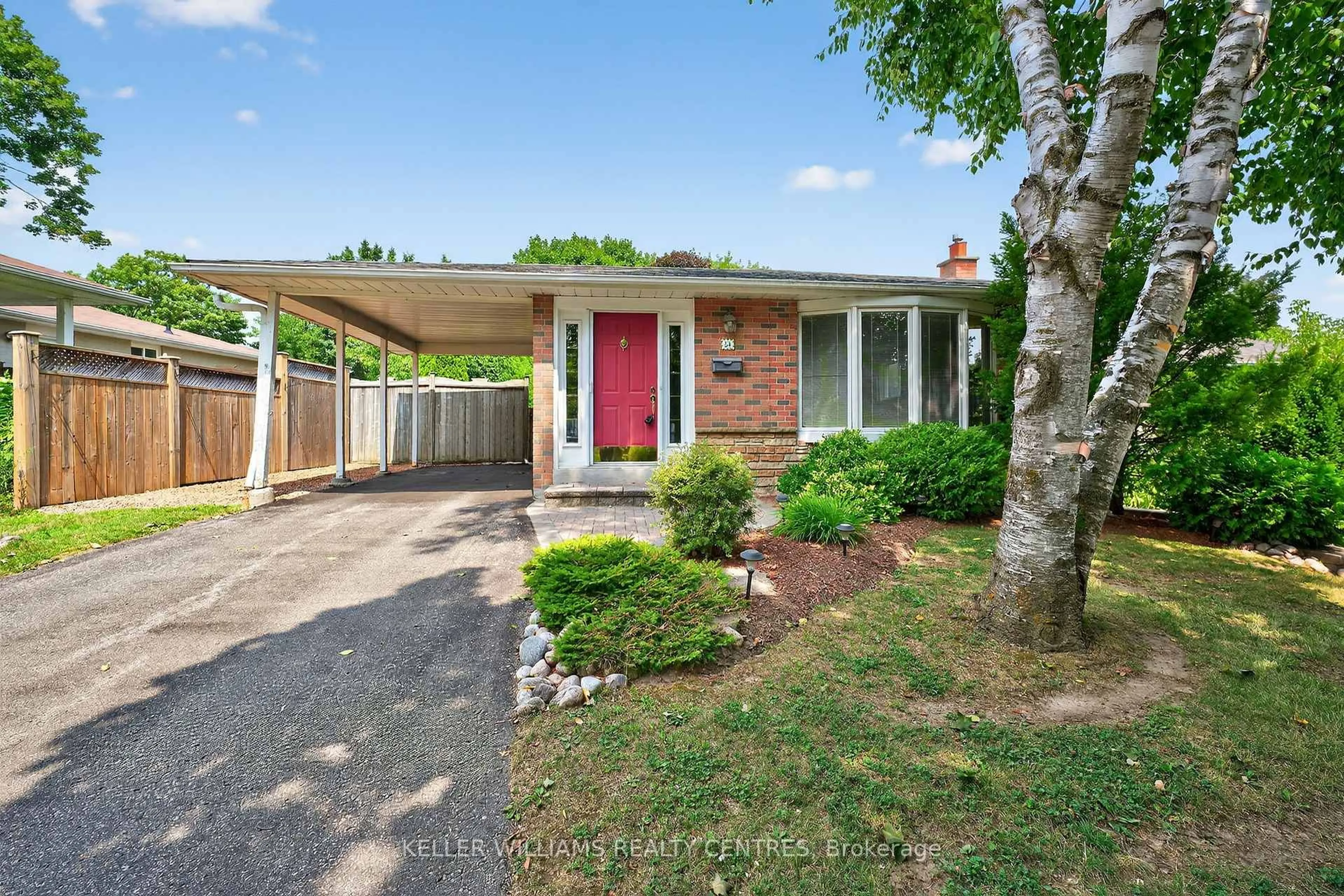 Home with brick exterior material, street for 54 Devins Dr, Aurora Ontario L4G 2Z1
