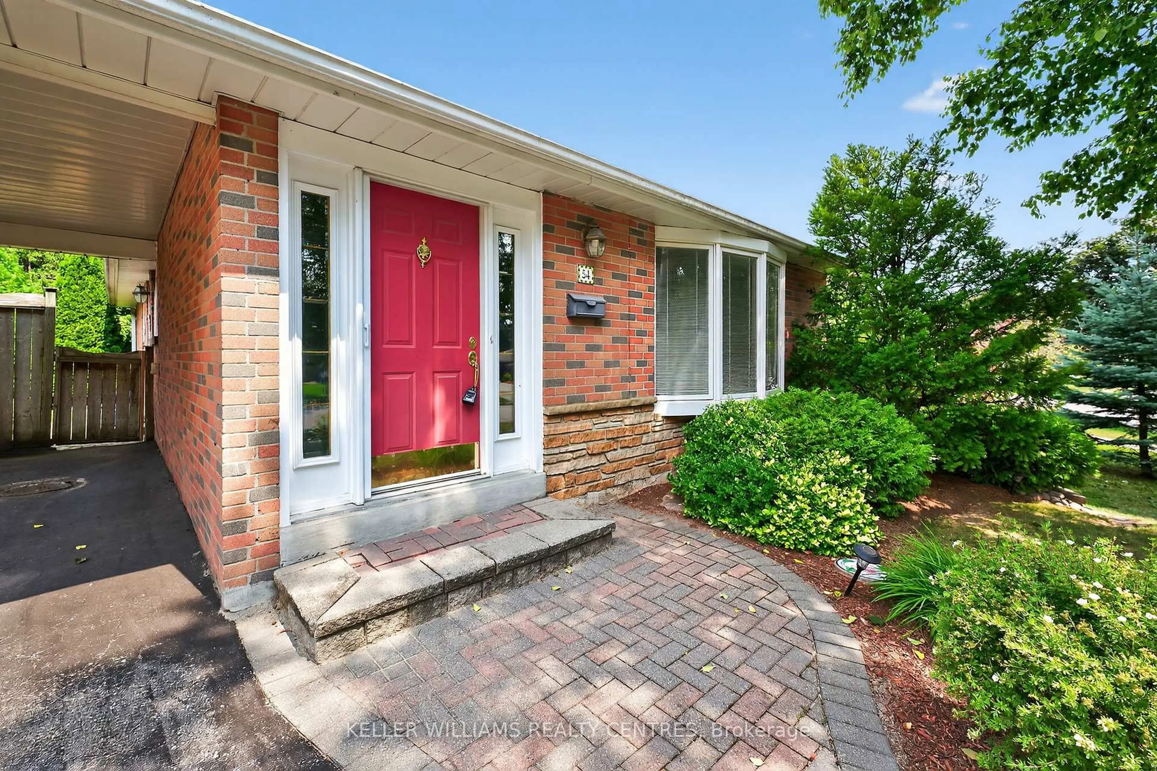 Home with brick exterior material, street for 54 Devins Dr, Aurora Ontario L4G 2Z1