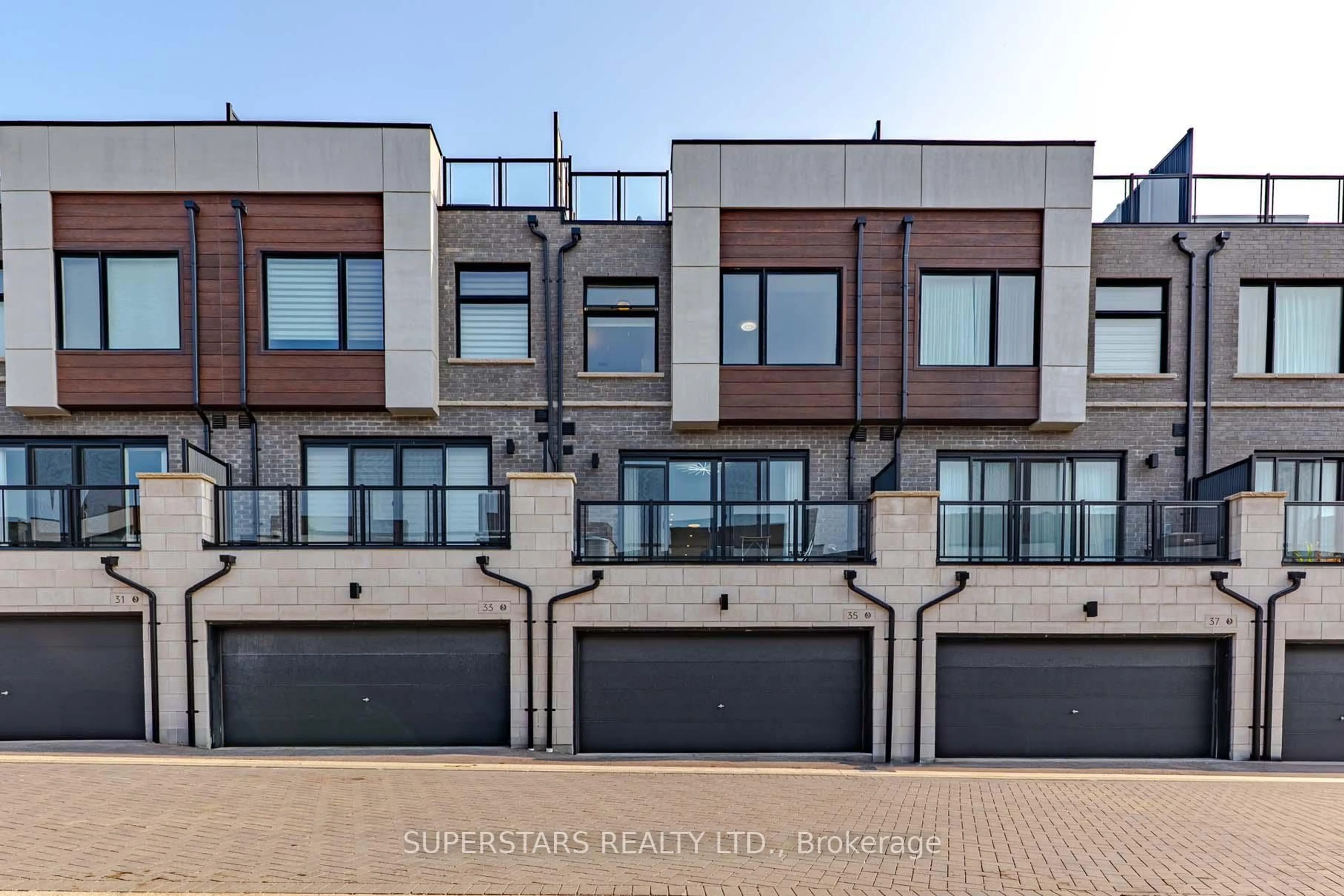 Unknown for 35 Sundew Lane, Richmond Hill Ontario L4E 1H7