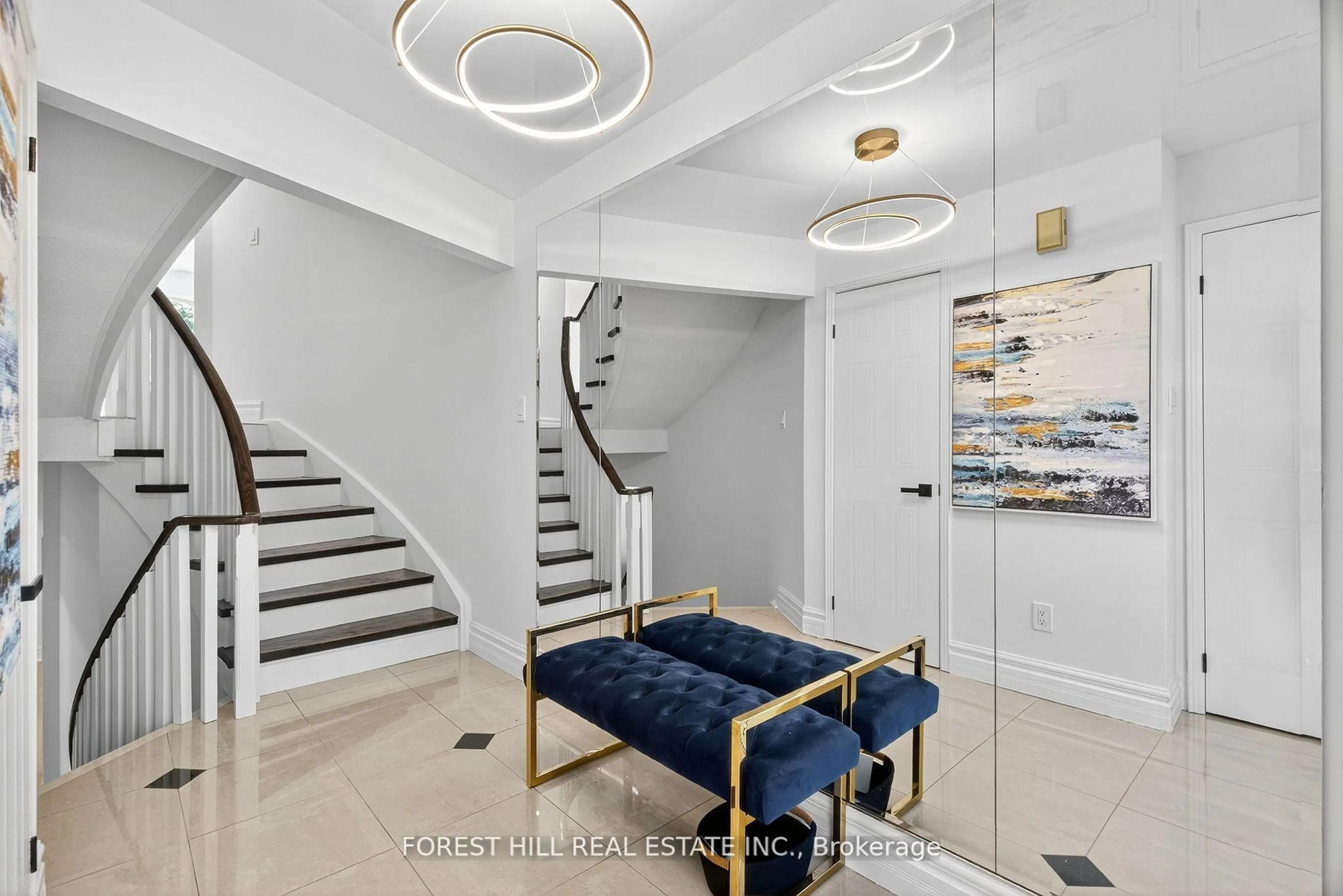 Indoor foyer for 48 Beaumont Pl, Vaughan Ontario L4J 4X2
