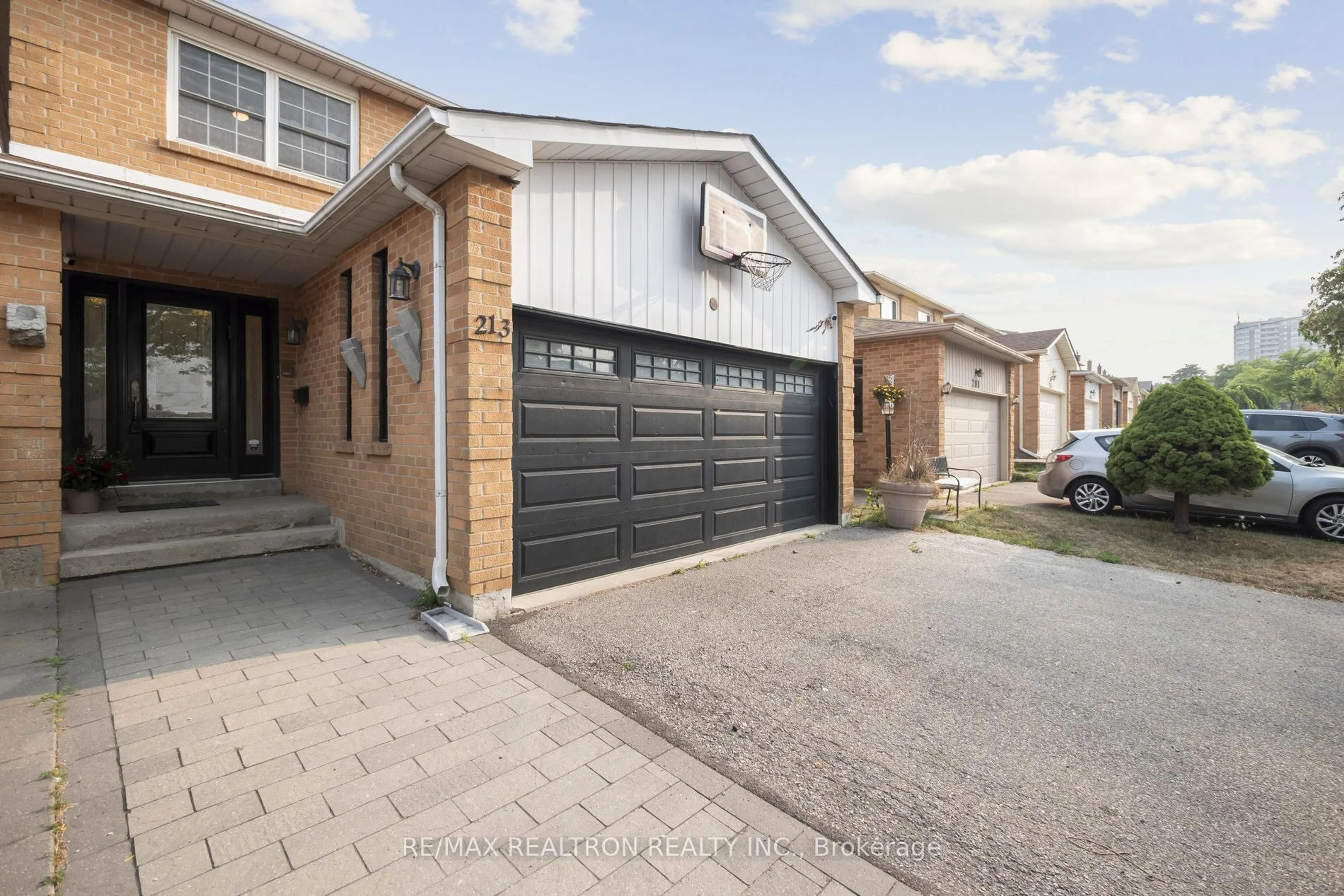 Home with brick exterior material, street for 213 Campbell Ave, Vaughan Ontario L4J 5B1