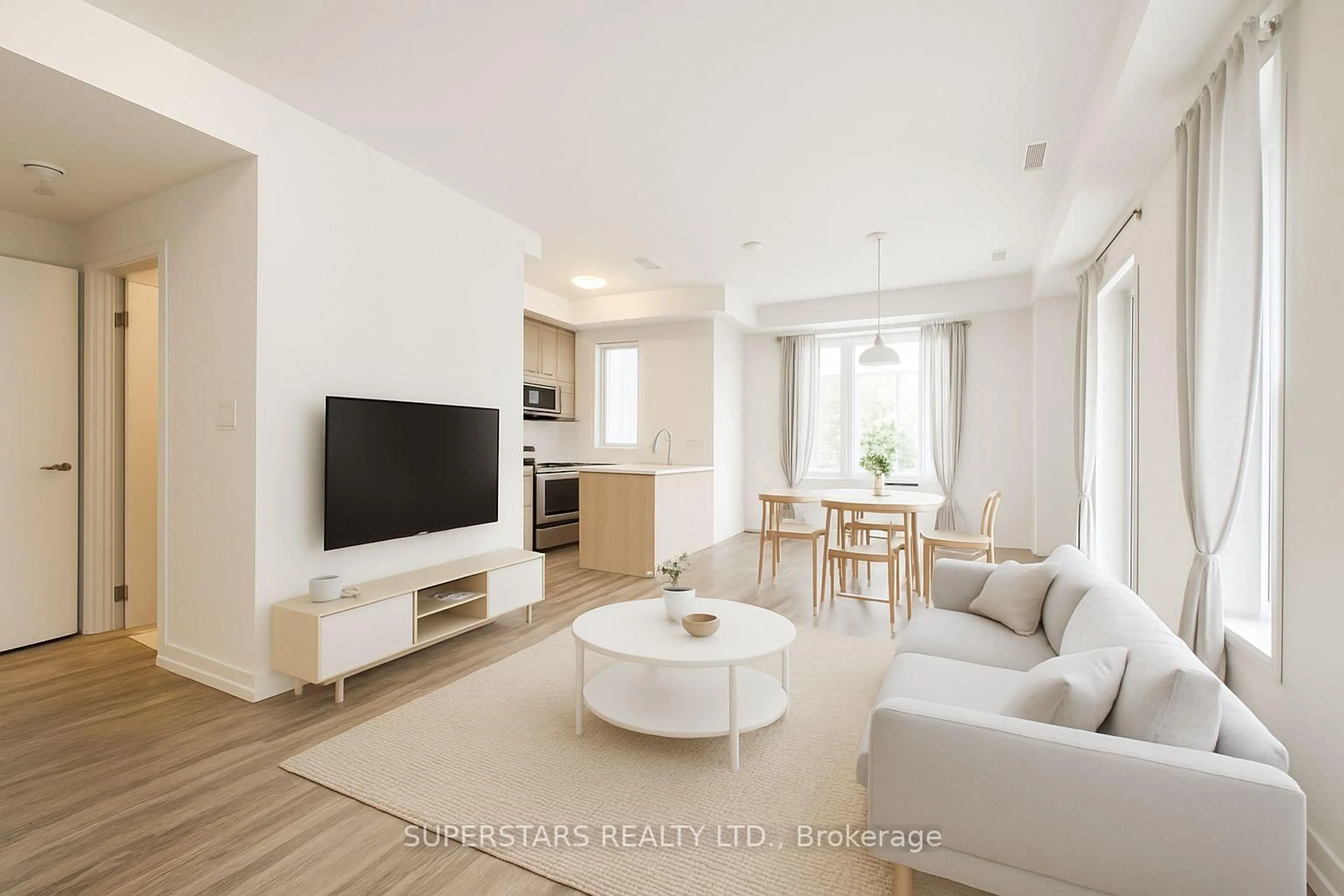 Living room with furniture, unknown for 370 A Red Maple Rd #37, Richmond Hill Ontario L4C 5T4