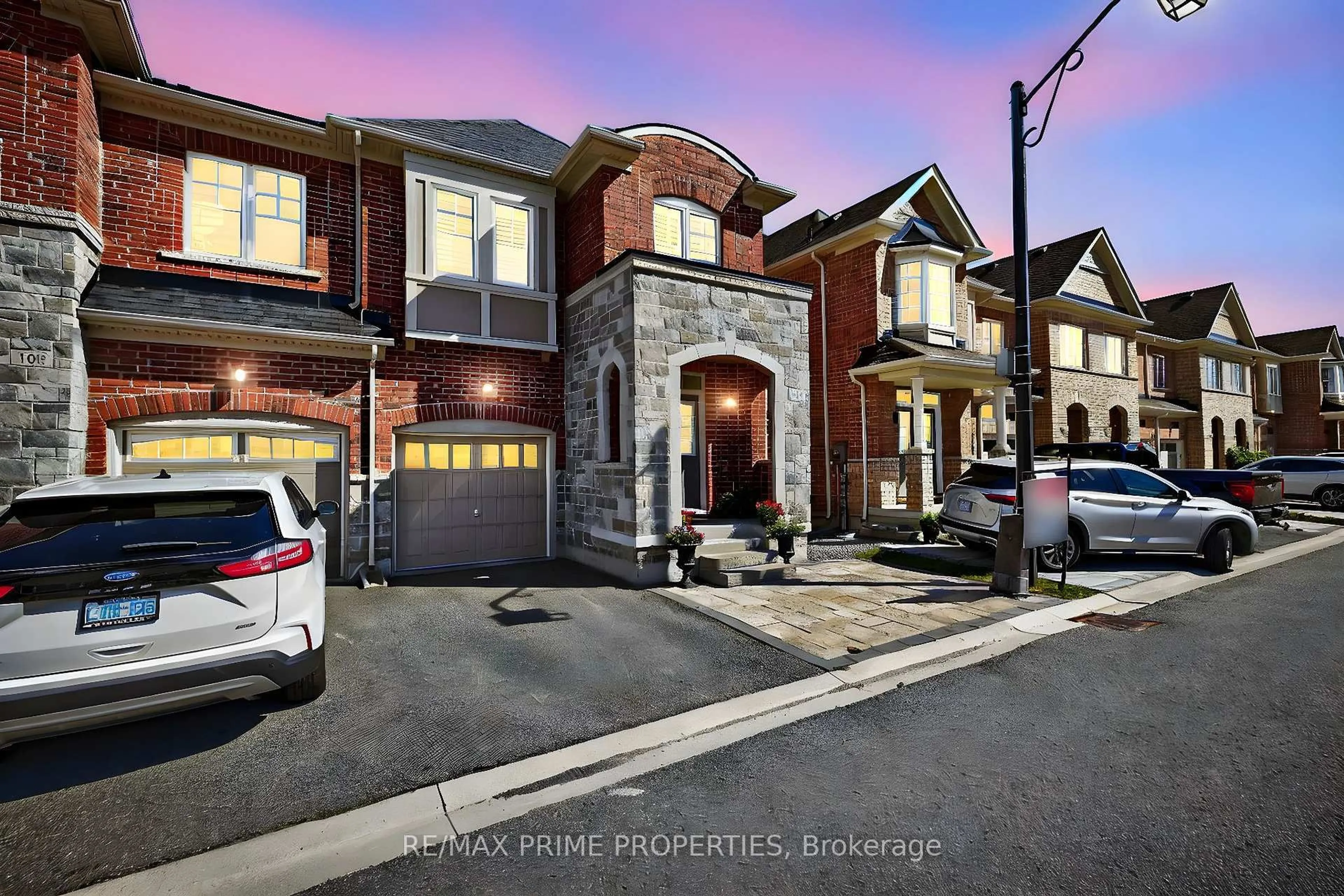 Home with brick exterior material, street for 110 Maguire Rd, Newmarket Ontario L3X 0M1