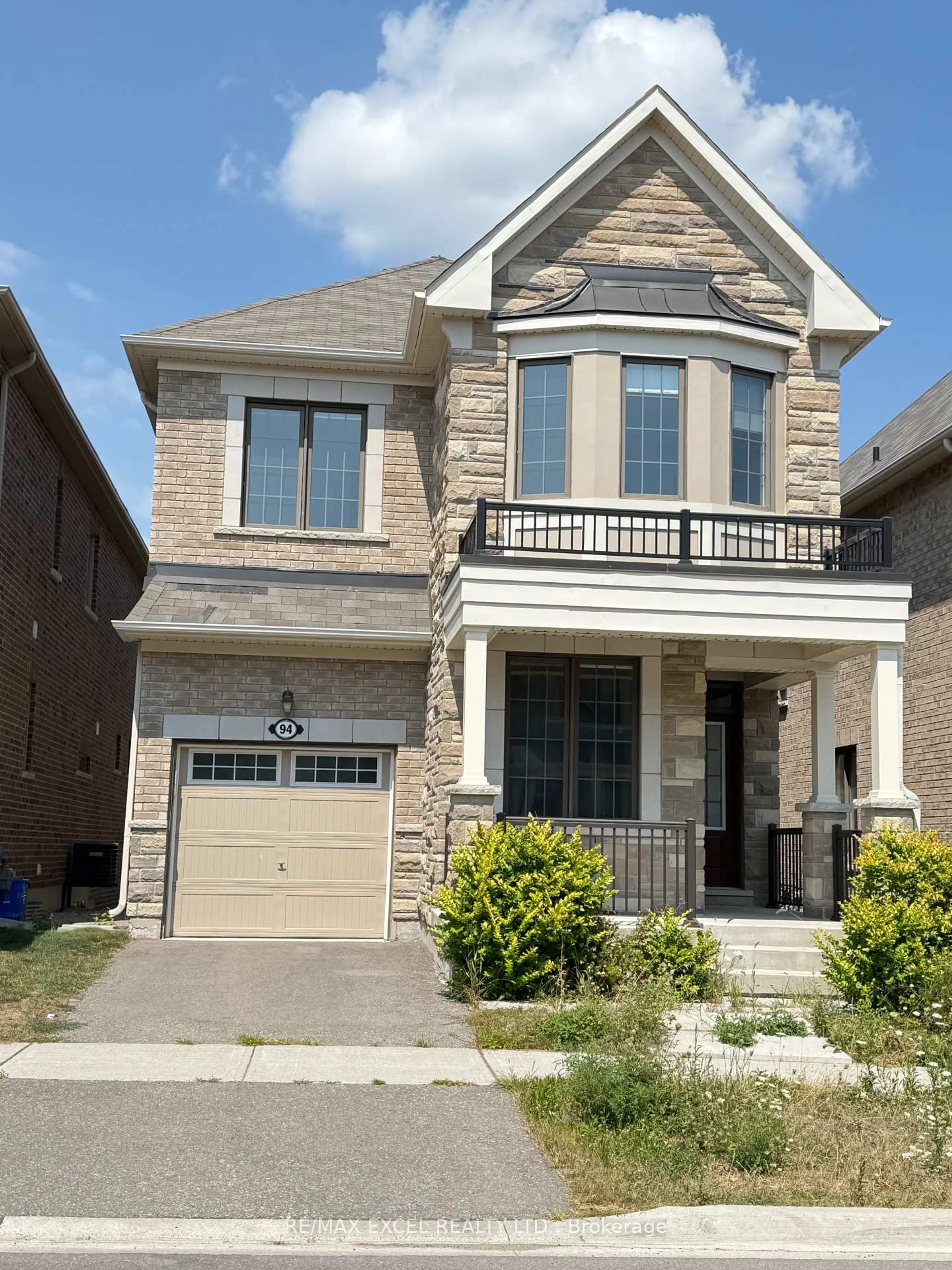 Home with brick exterior material, street for 94 Hartney Dr, Richmond Hill Ontario L4S 0K6
