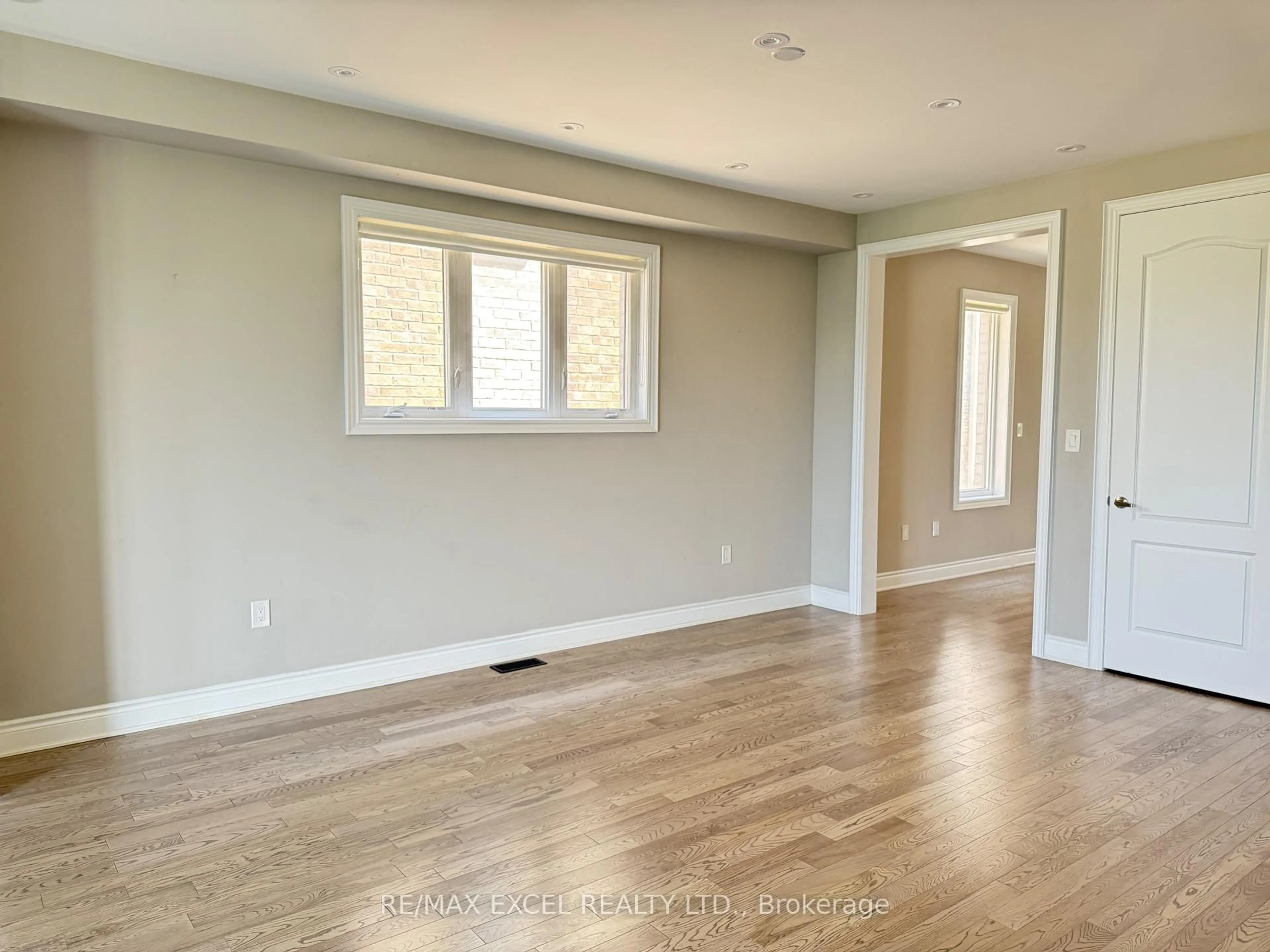A pic of a room for 94 Hartney Dr, Richmond Hill Ontario L4S 0K6
