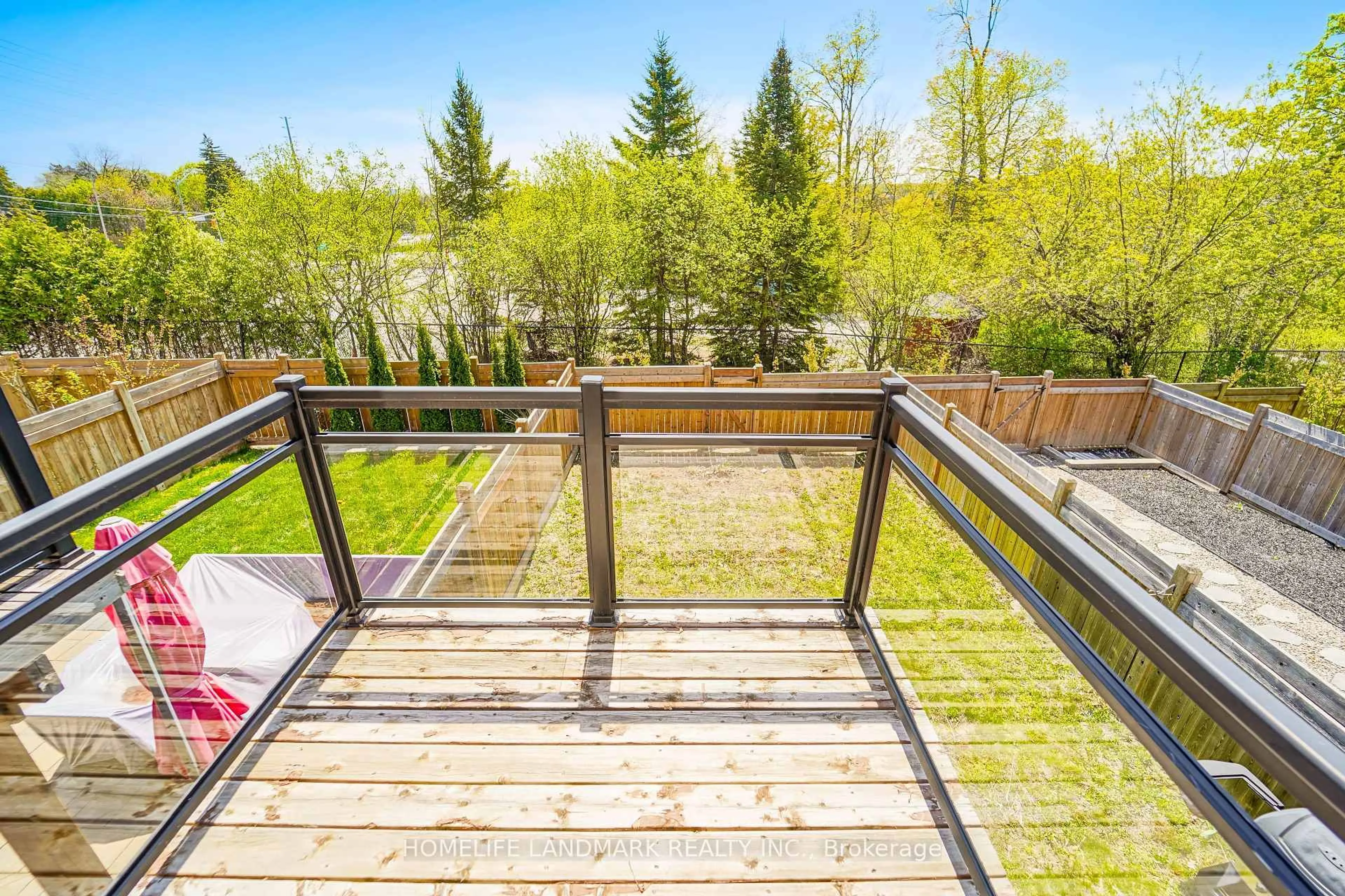 Patio, forest/trees view for 8 Crestridge Dr, Vaughan Ontario L4J 0K1