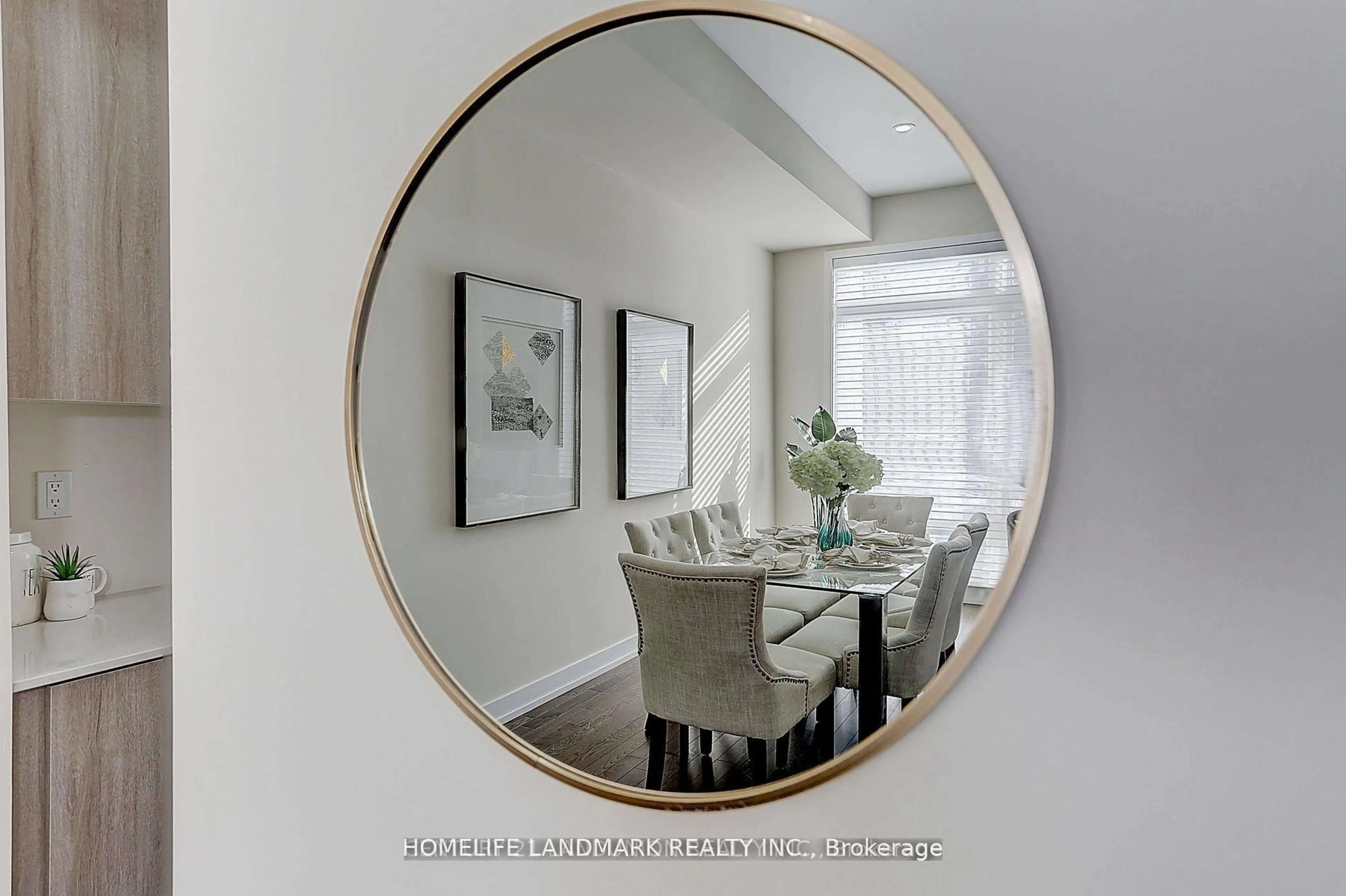 Dining room, unknown for 5 Ingersoll Lane, Richmond Hill Ontario L4E 1G9