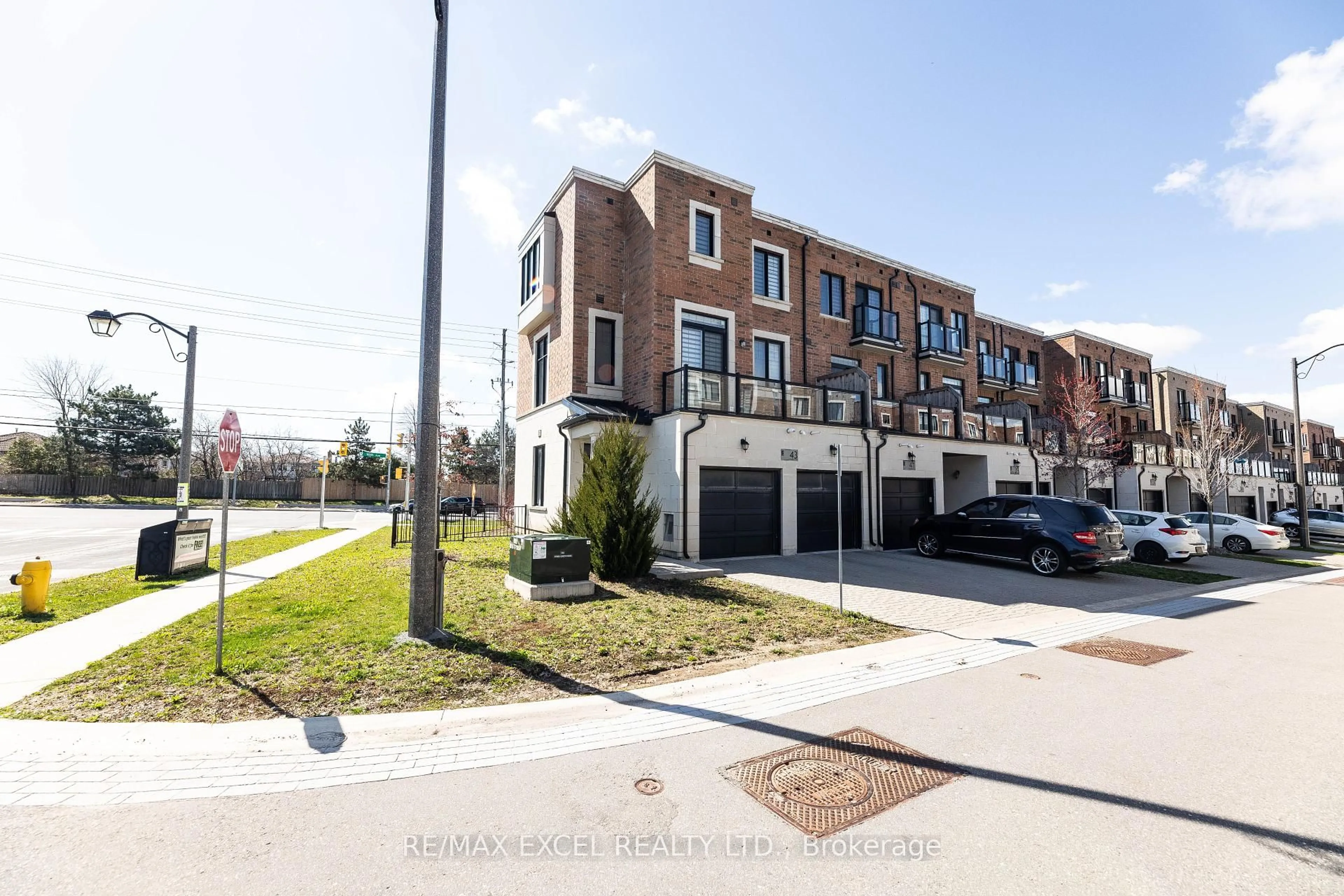 Home with brick exterior material, street for 43 Hyderabad Lane, Markham Ontario L6E 0T8