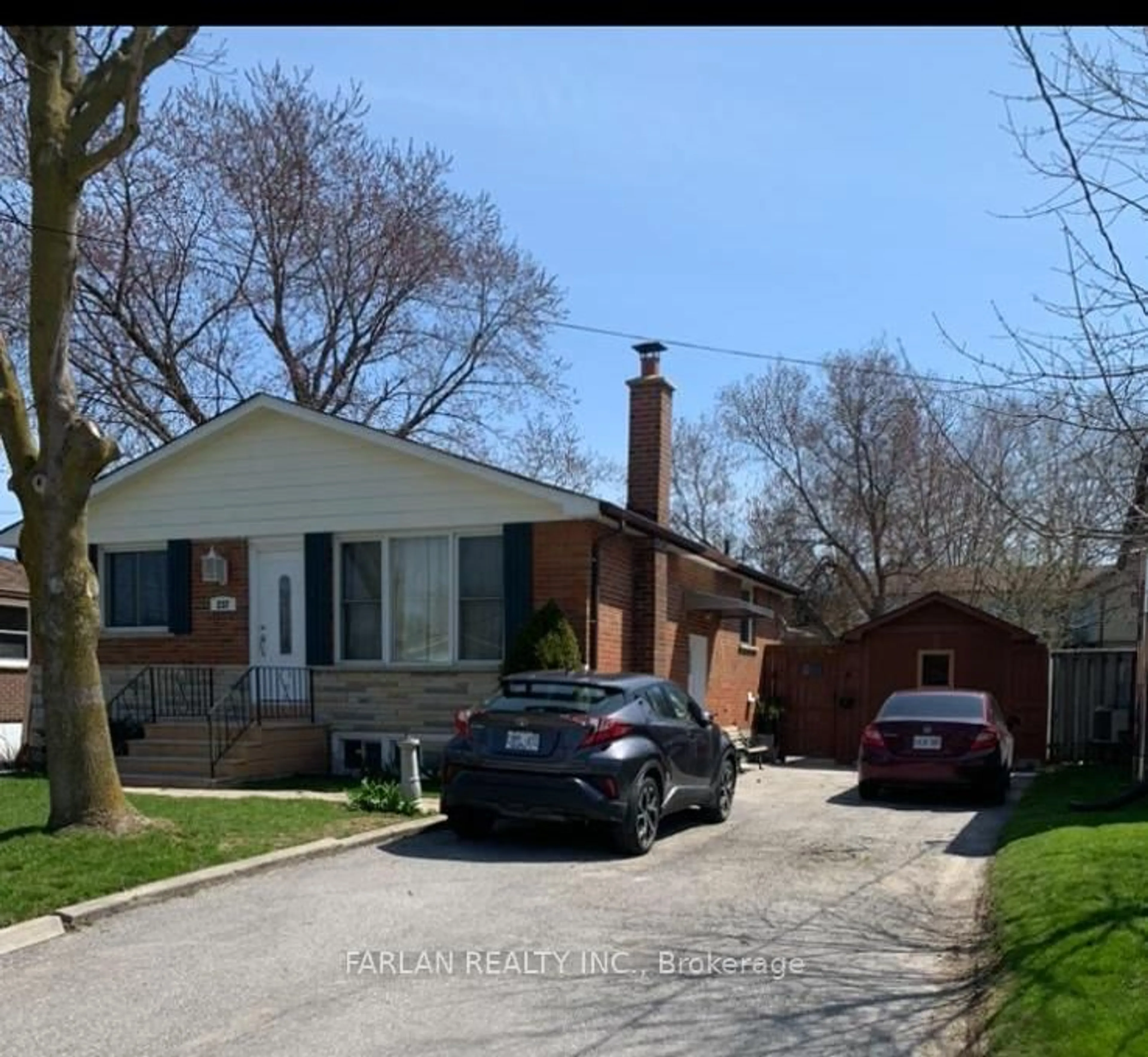 Home with brick exterior material, street for 237 Maplegrove Ave, Bradford West Gwillimbury Ontario L3Z 1V3