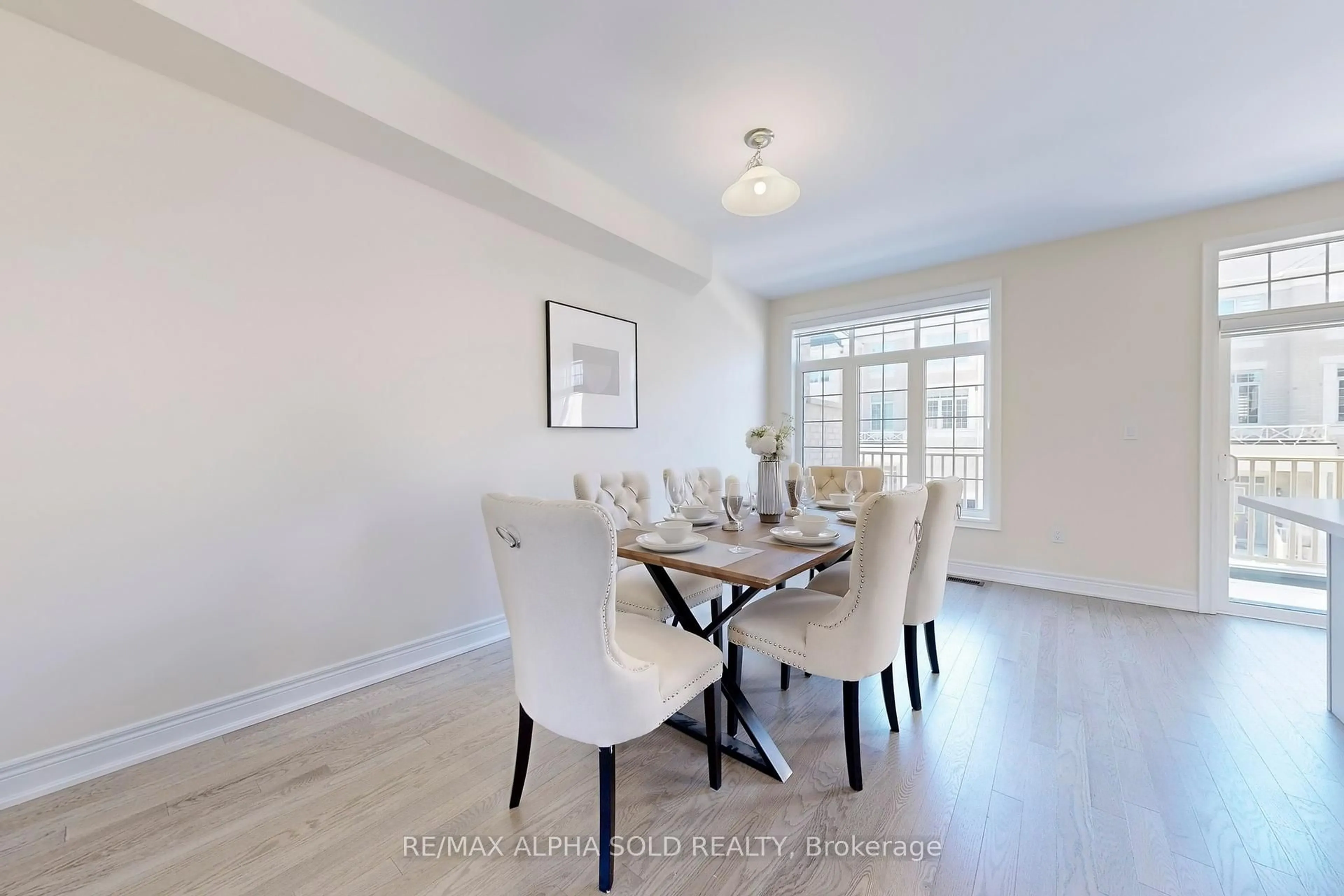 Dining room, unknown for 3462 Denison St, Markham Ontario L3S 0E9