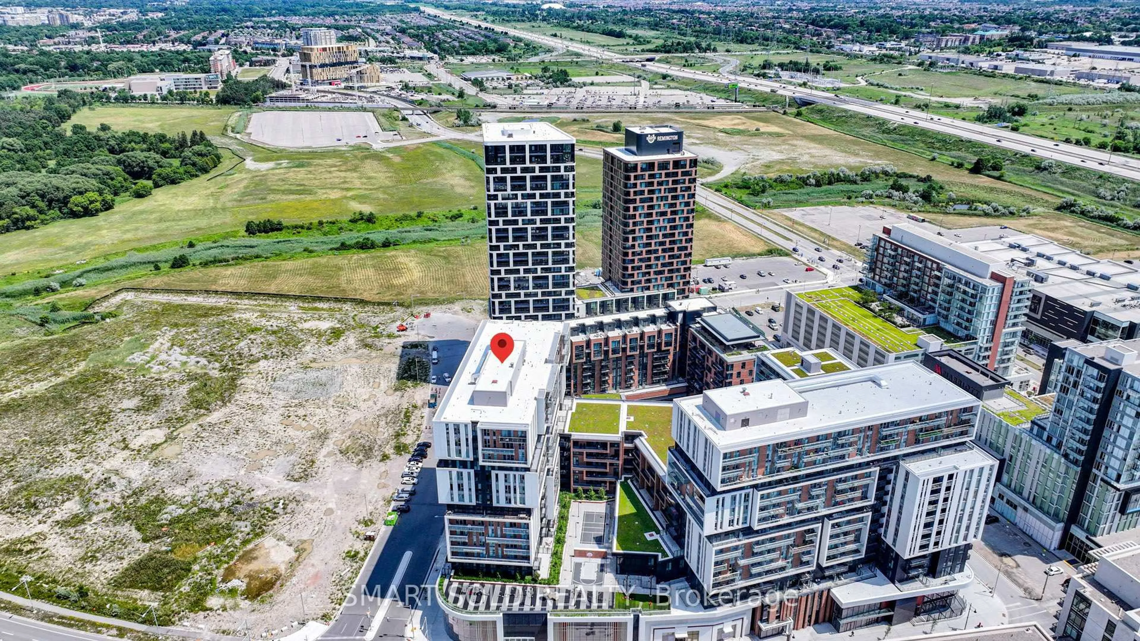 A pic from outside/outdoor area/front of a property/back of a property/a pic from drone, city buildings view from balcony for 292 Verdale Crossing #1507, Markham Ontario L6G 0H6