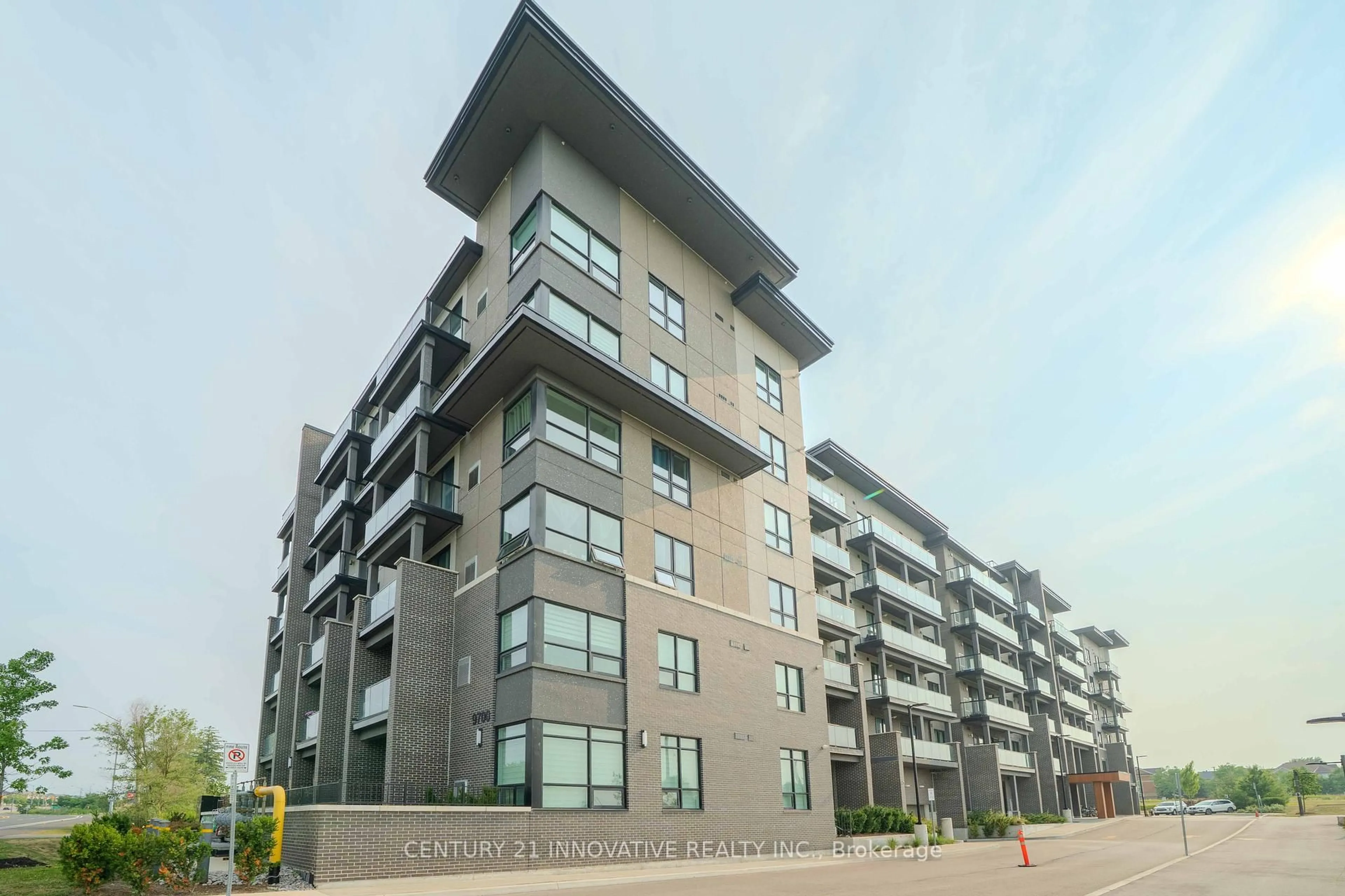 Patio, building for 9700 Ninth Line #619, Markham Ontario L6B 1A8