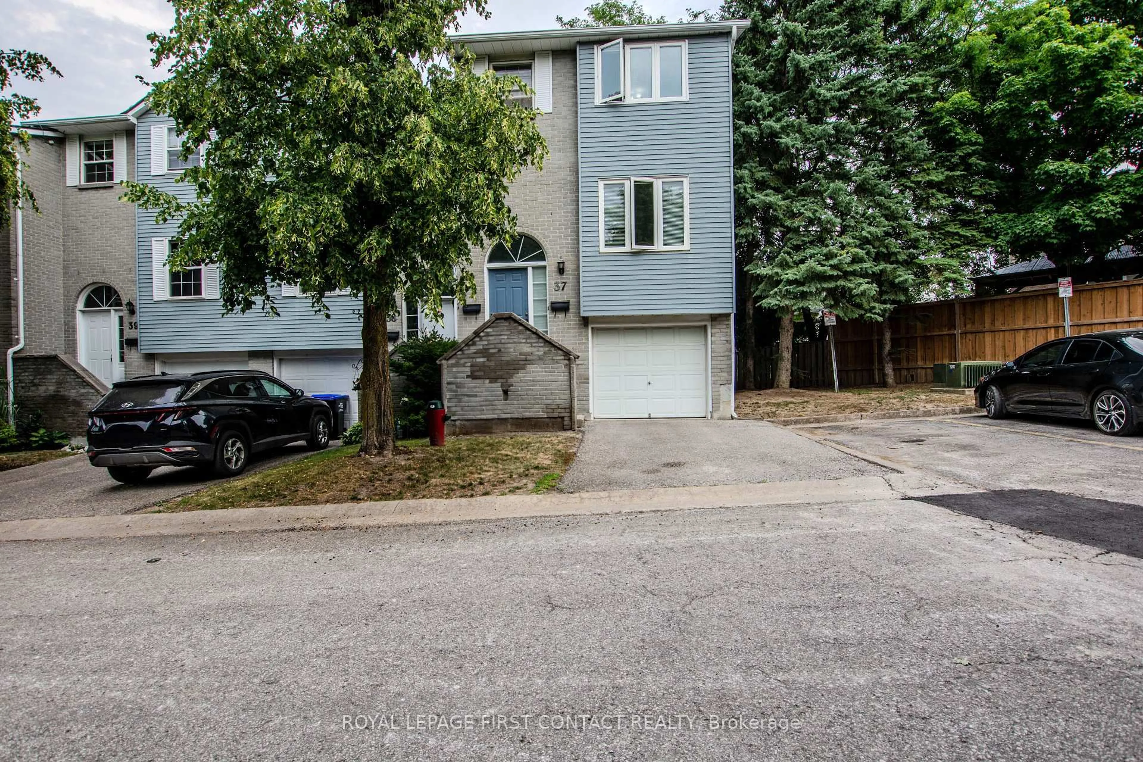 Unknown for 37 HARMONY Circ, Bradford West Gwillimbury Ontario L3Z 2T9