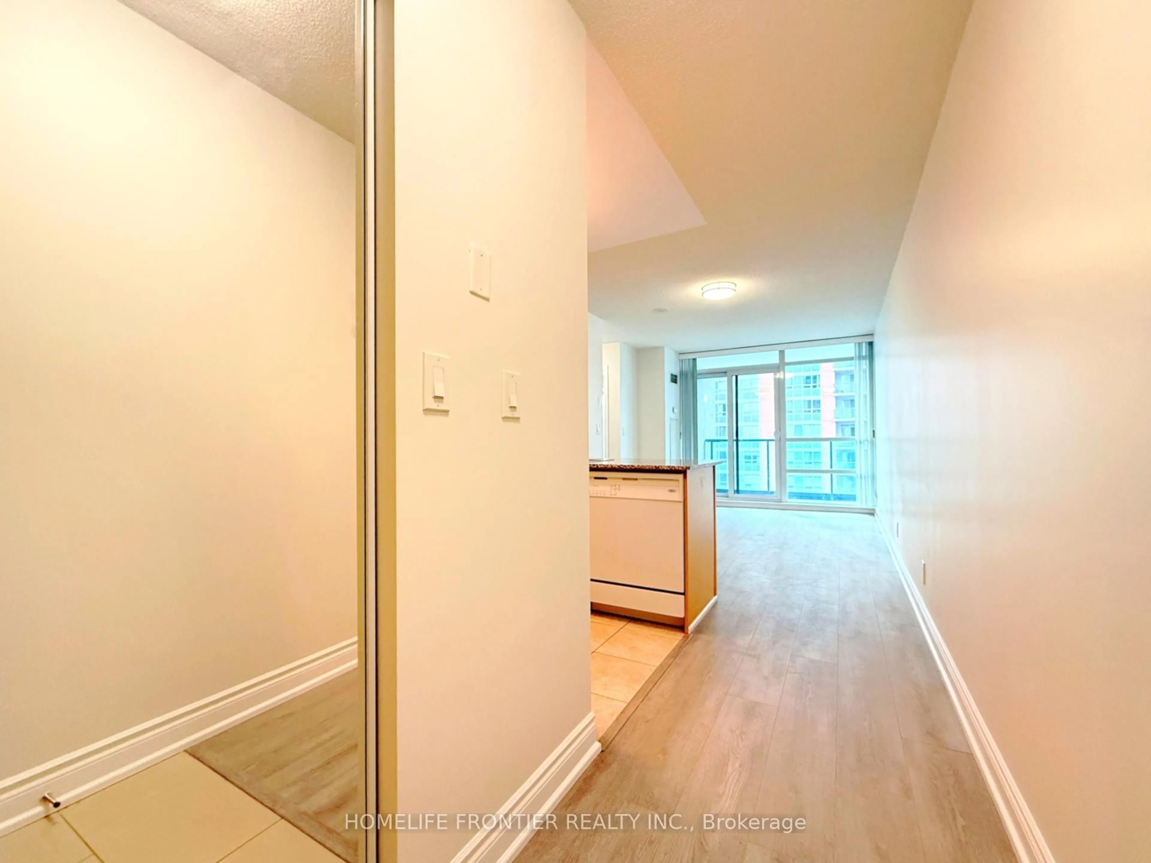 A pic of a room for 55 South Town Centre Blvd #705, Markham Ontario L6G 0B3