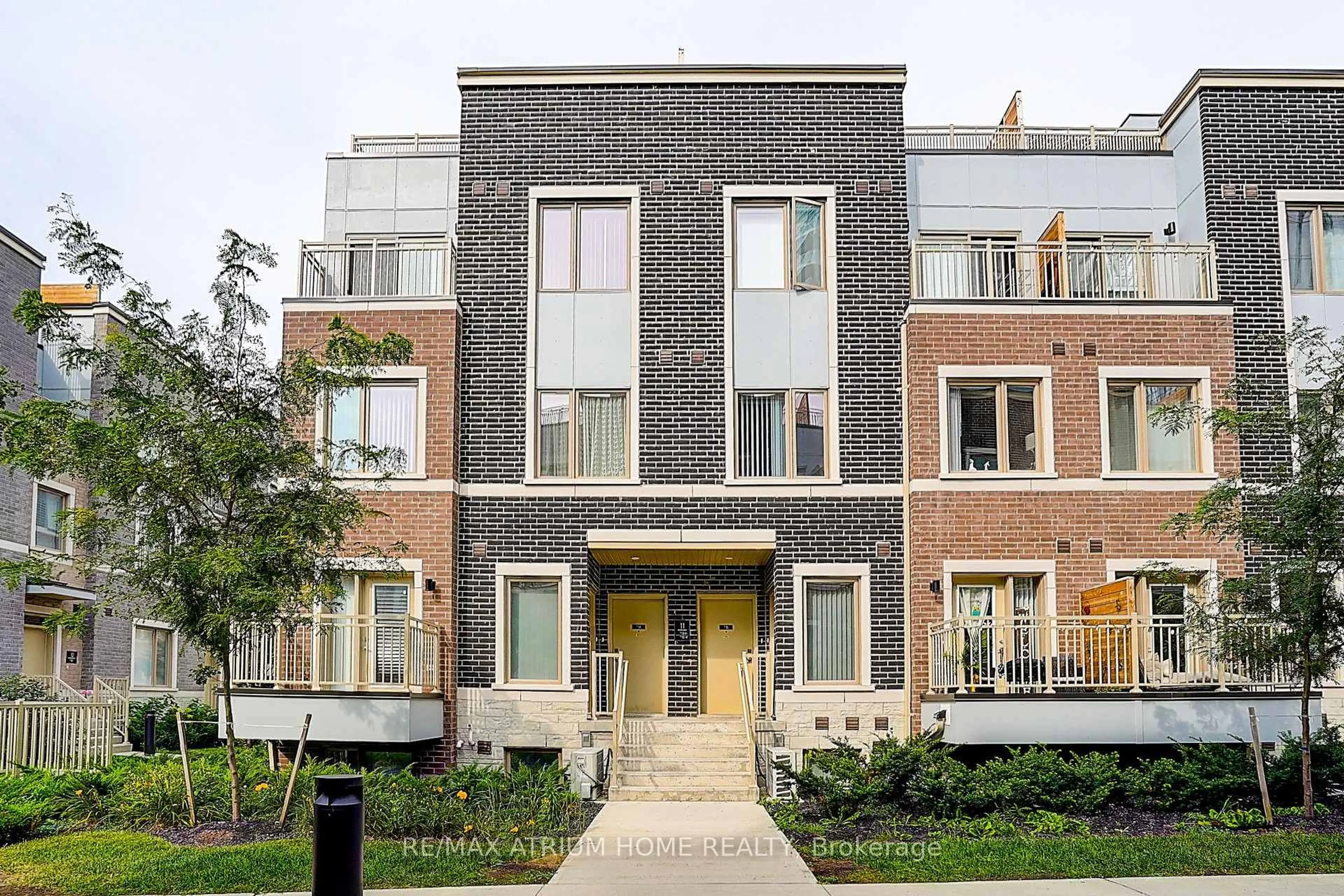 Home with brick exterior material, street for 11 Honeycrisp Cres #14, Vaughan Ontario L4K 0N6