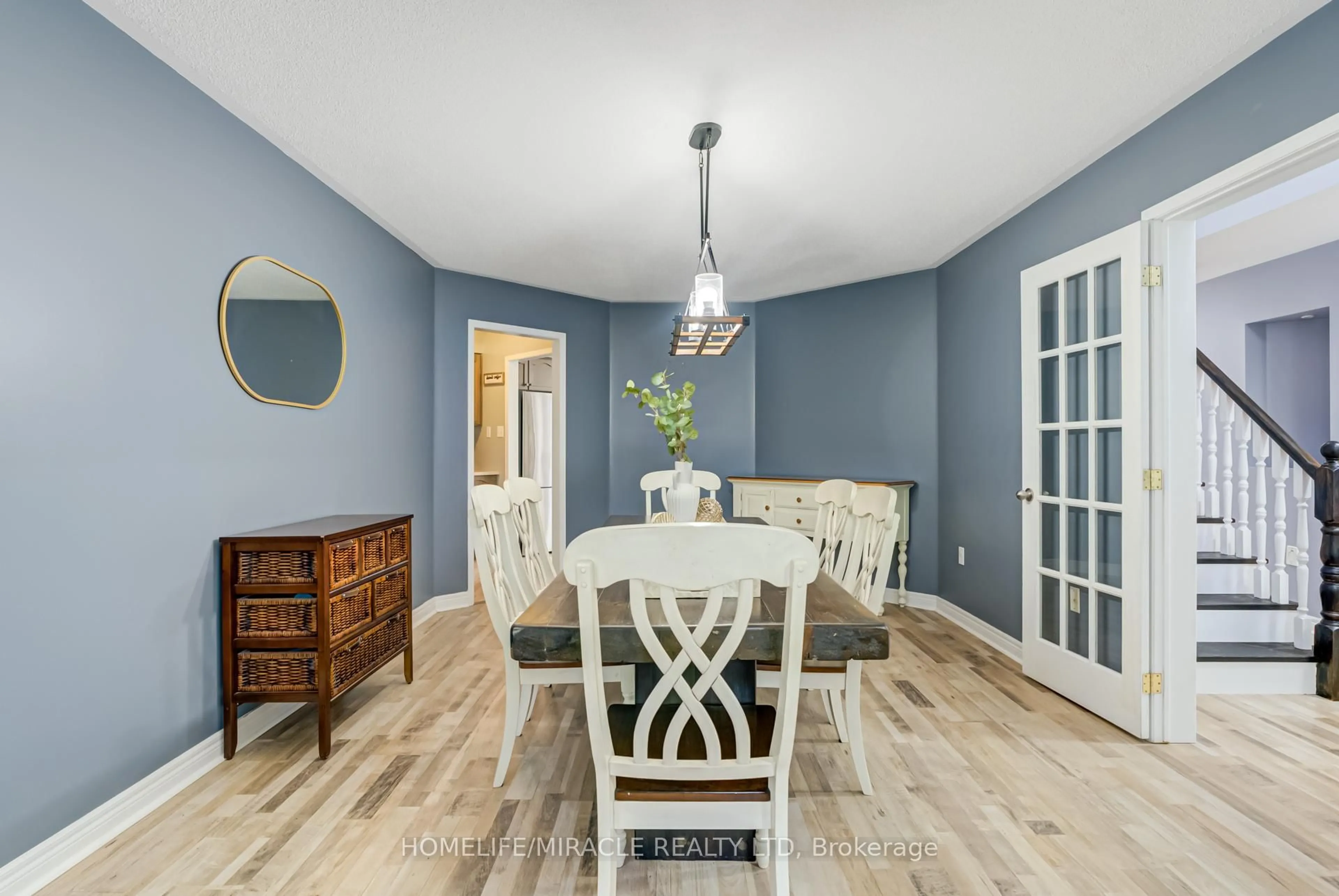 Dining room, unknown for 146 8th Ave, New Tecumseth Ontario L9R 1Z8