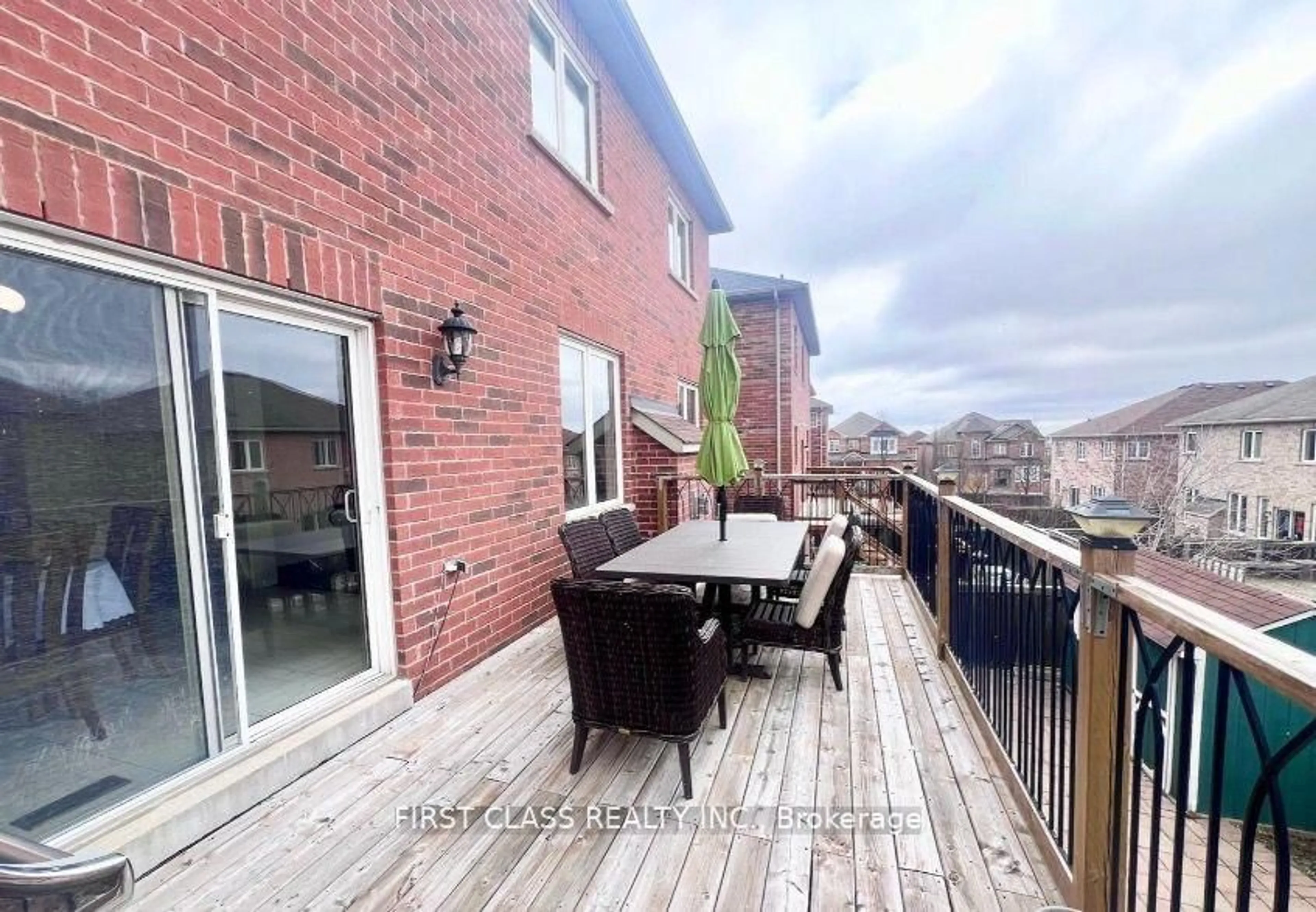 Patio, unknown for 9 Wiley Ave Ave, Richmond Hill Ontario L4S 0C6