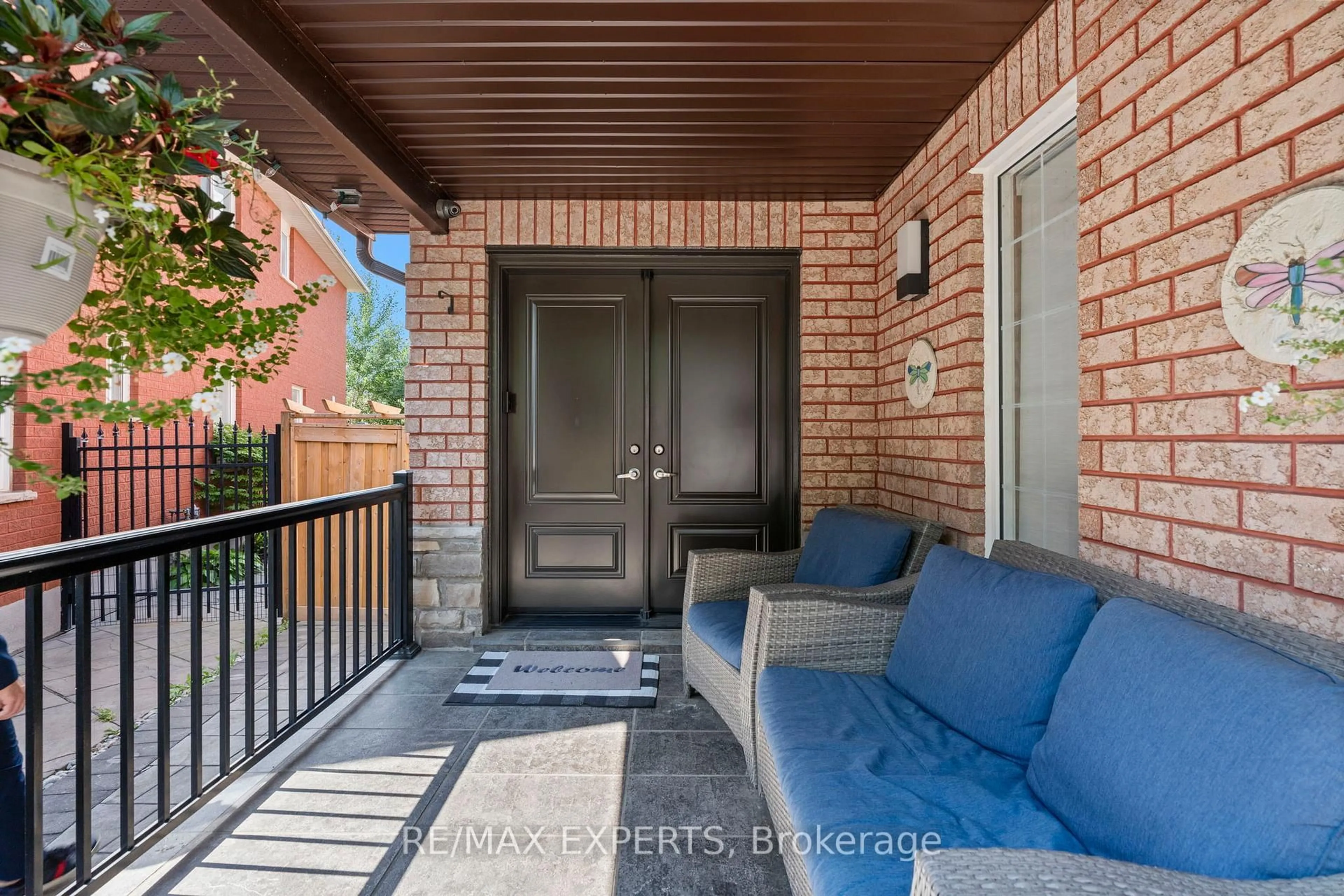 Patio, street for 43 Water Garden Lane, Vaughan Ontario L4H 1N2