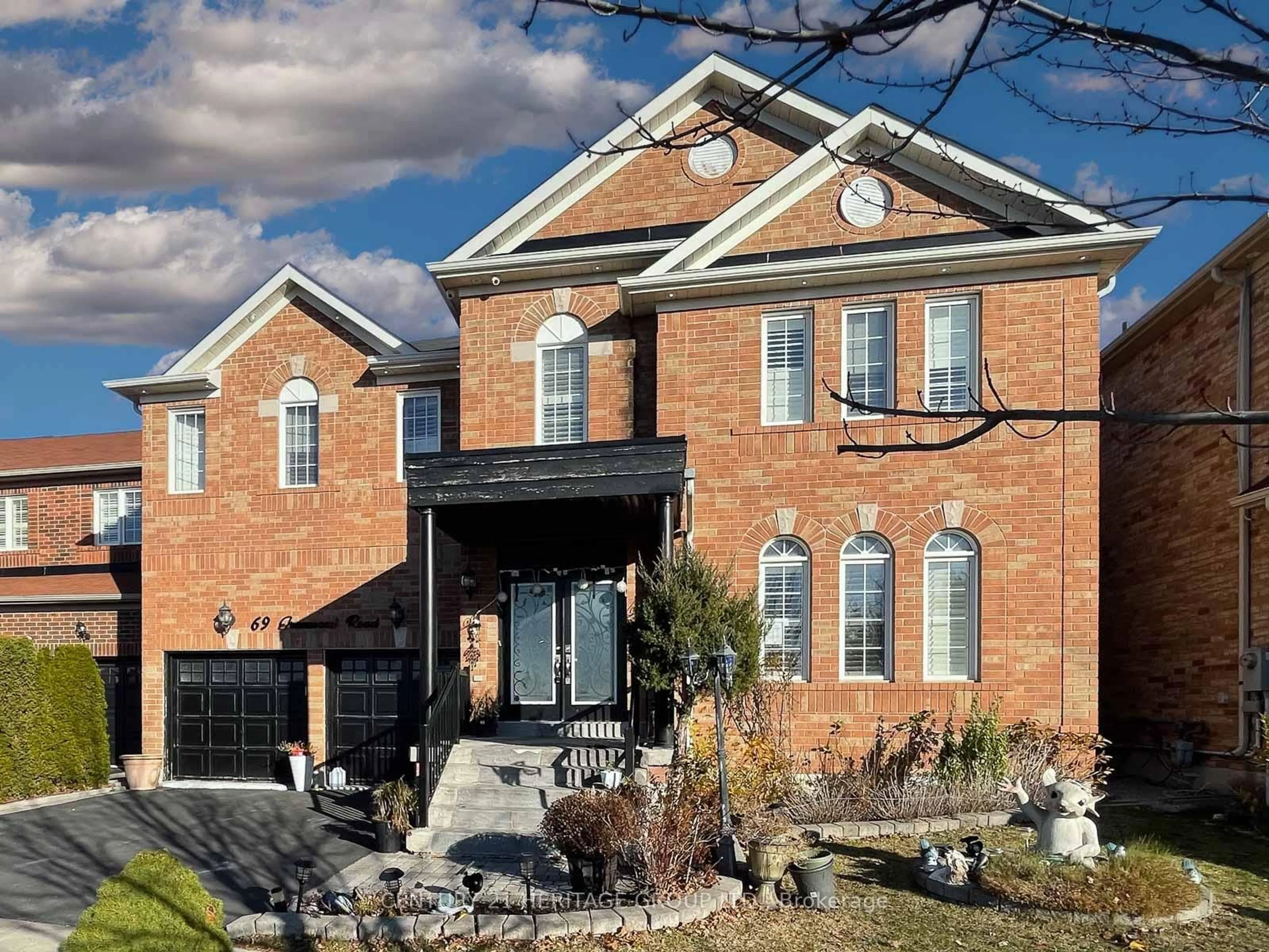 Home with brick exterior material, street for 69 Greenwood Rd, Whitchurch-Stouffville Ontario L4A 0N8