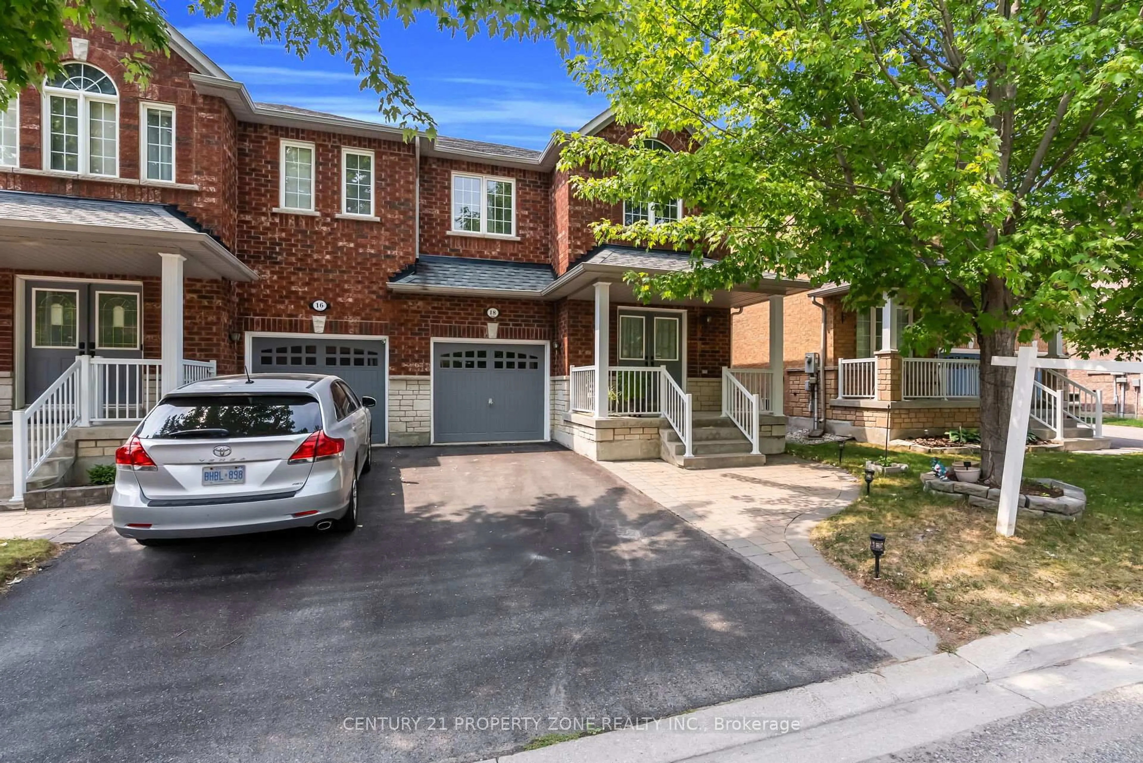 Home with brick exterior material, street for 18 Gracewell Rd, Markham Ontario L6E 1W9