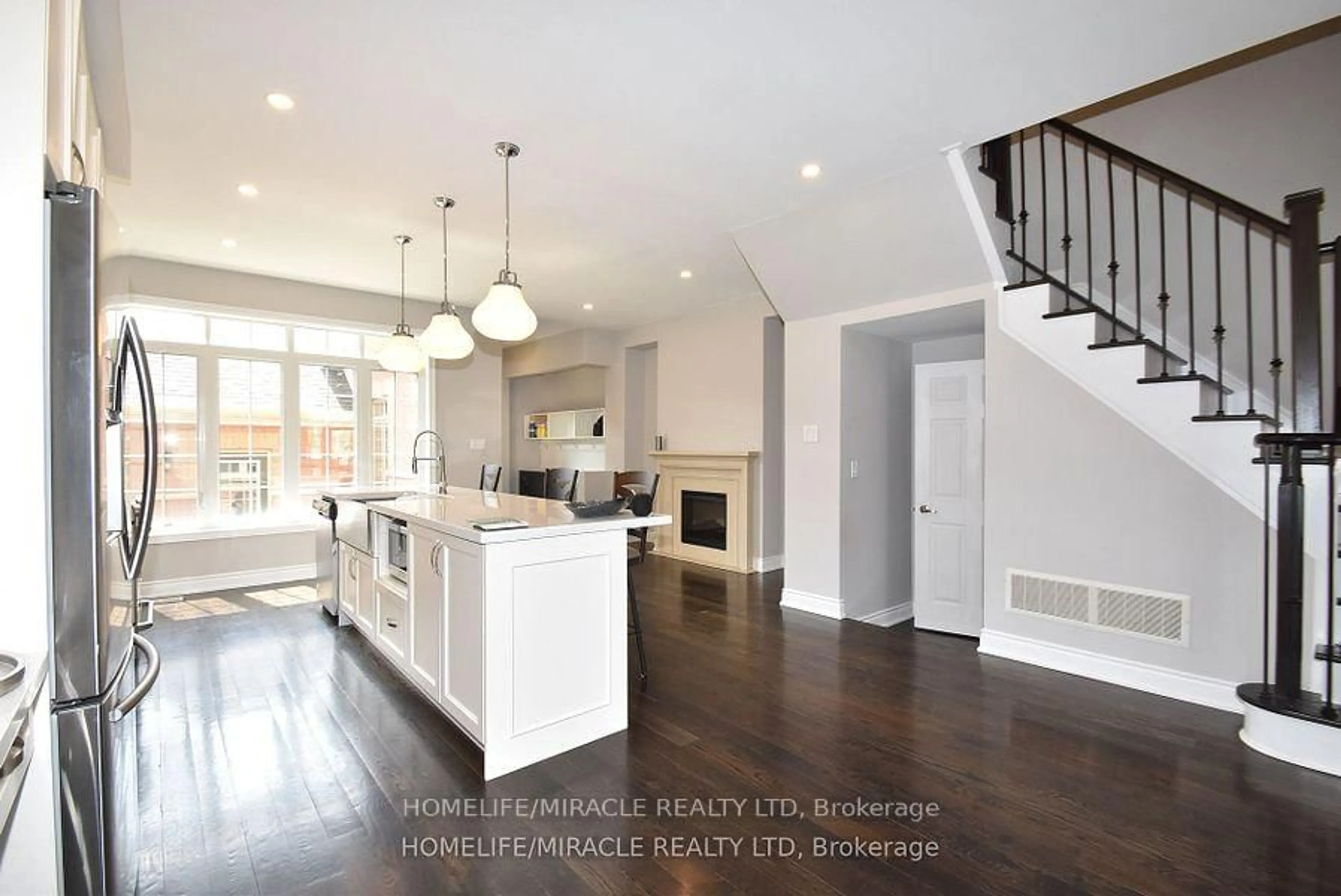 Open concept kitchen, unknown for 183 East's Corners Blvd, Vaughan Ontario L4H 3Z9