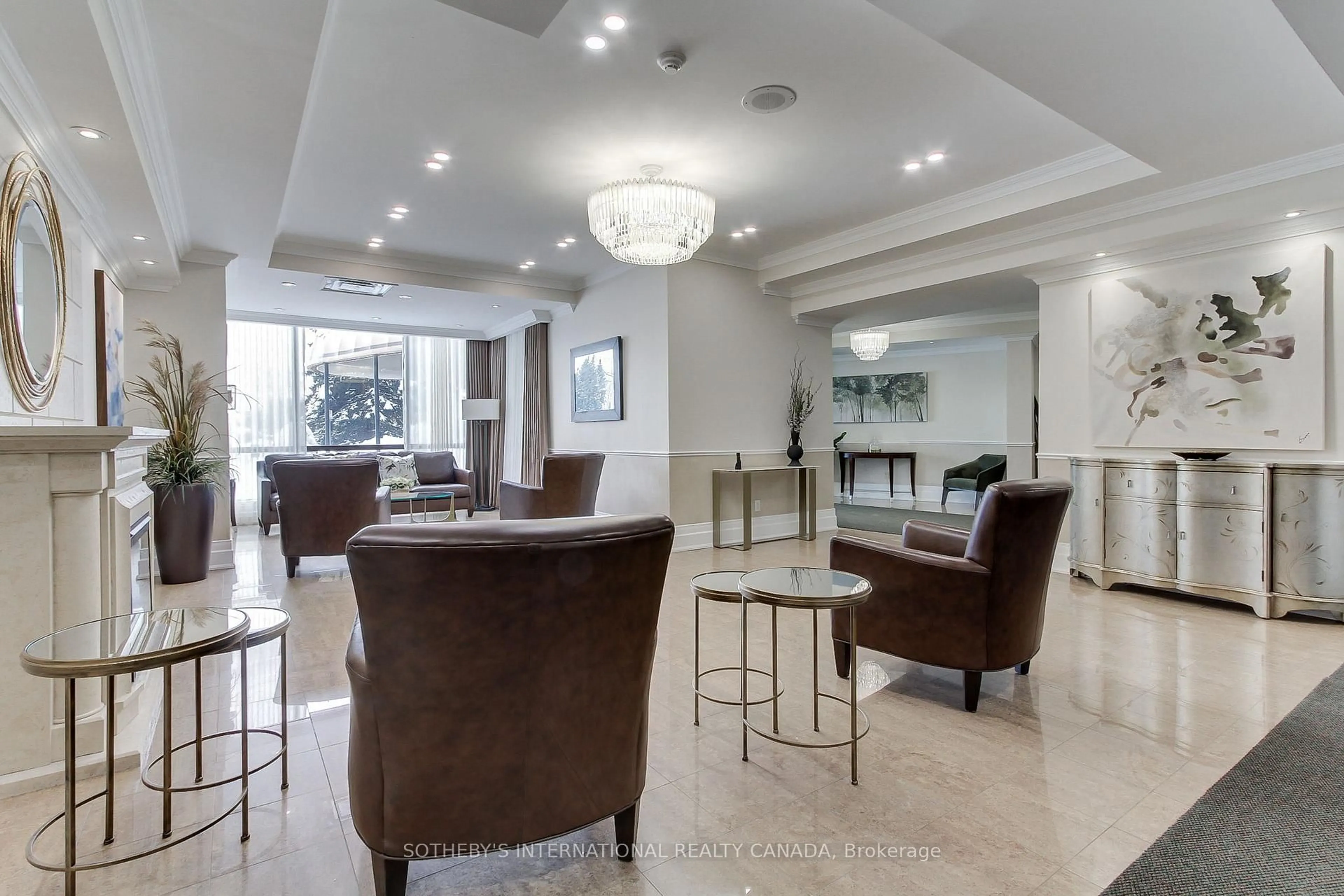Lobby for 40 Harding Blvd #301, Richmond Hill Ontario L4C 9S5
