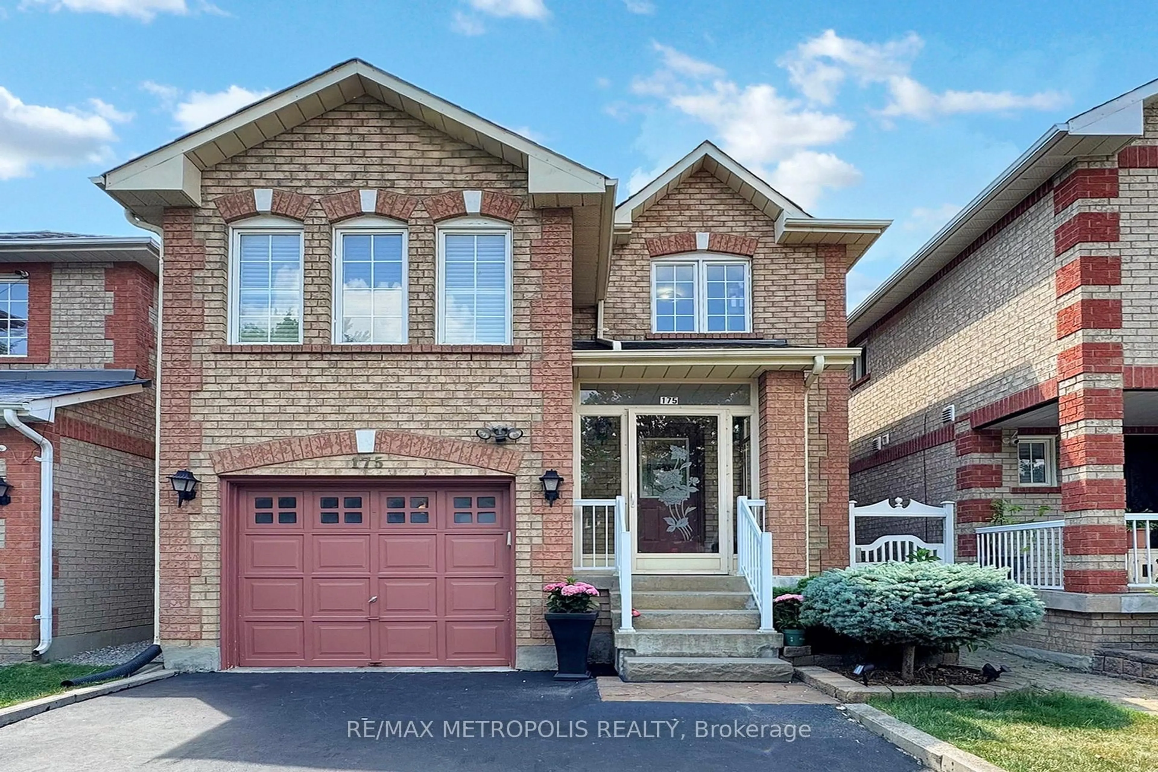 Home with brick exterior material, street for 175 Roxbury St, Markham Ontario L3S 3T5