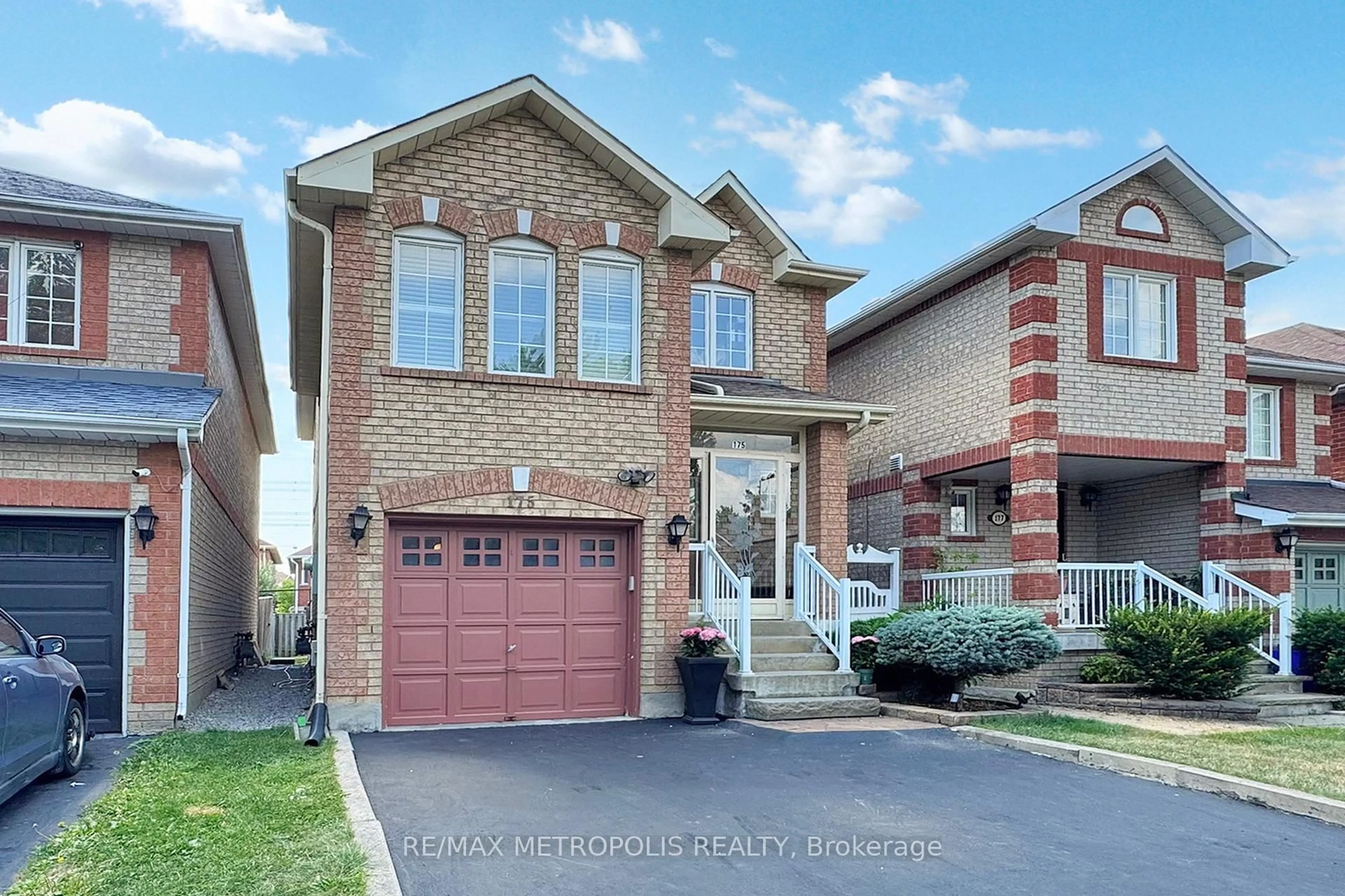 Home with brick exterior material, street for 175 Roxbury St, Markham Ontario L3S 3T5