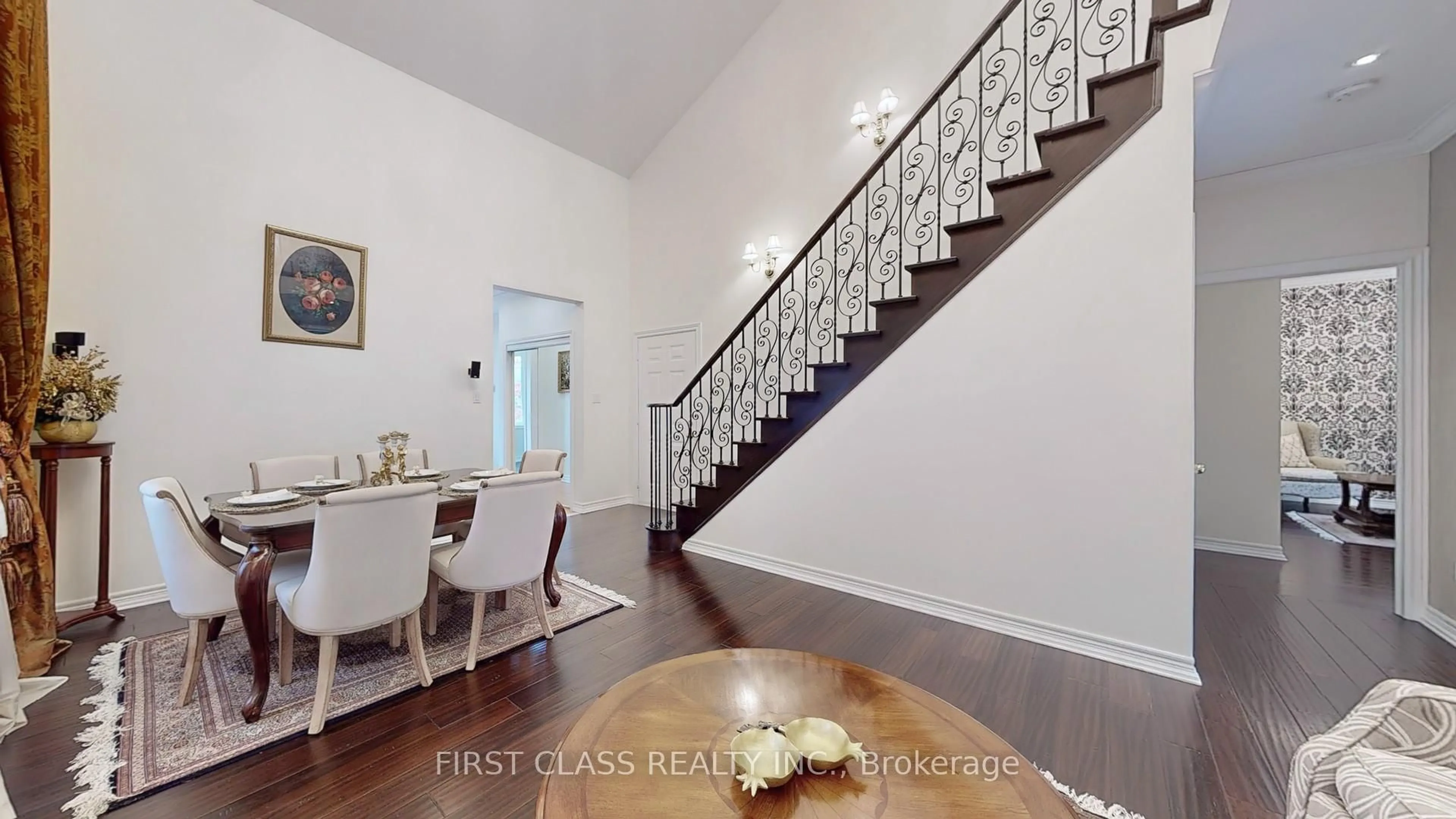 Unknown for 35 Valemount Way, Aurora Ontario L4G 7S3