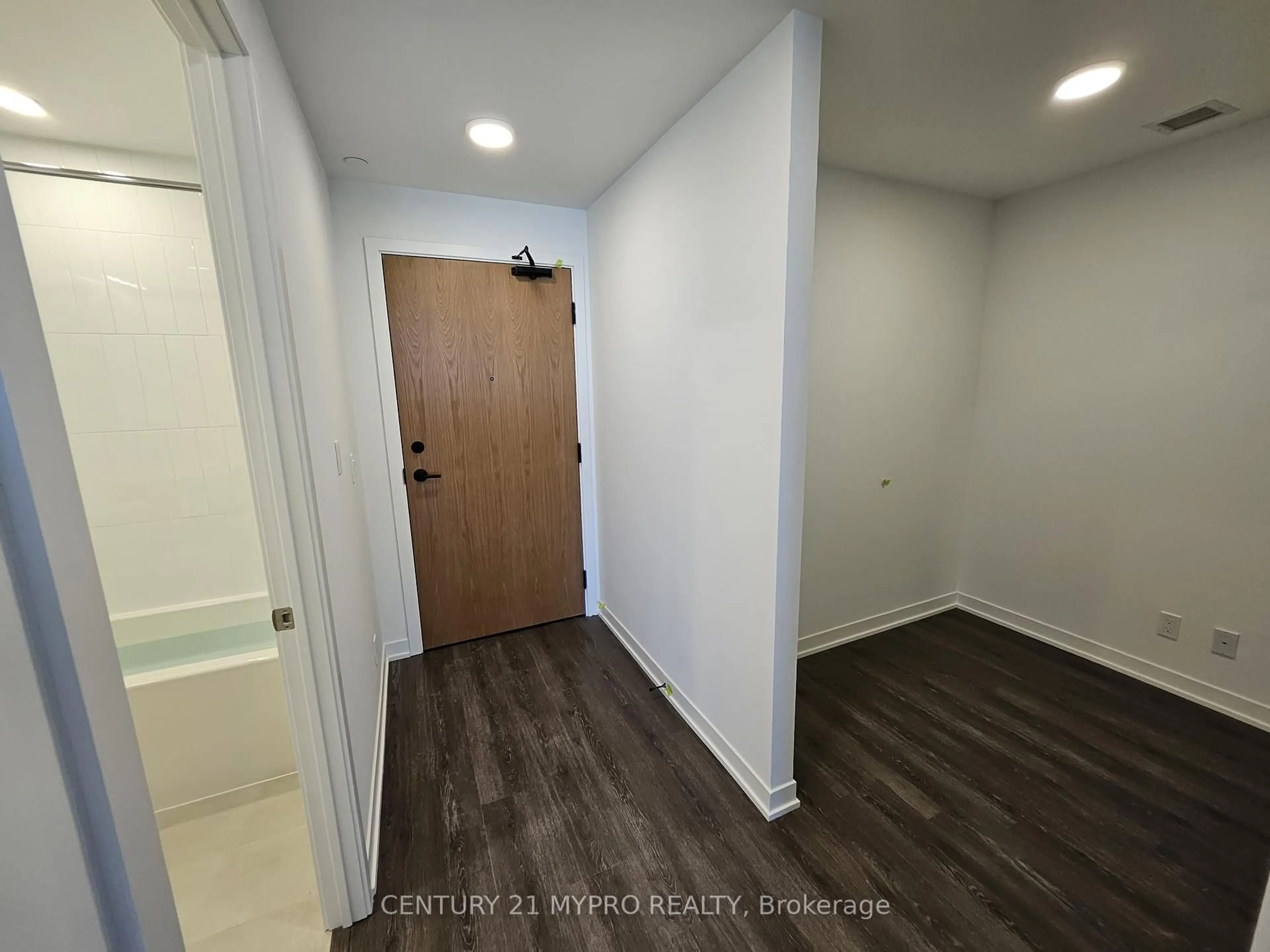 A pic of a room for 7950 Bathurst St #1913, Vaughan Ontario L4J 0L4