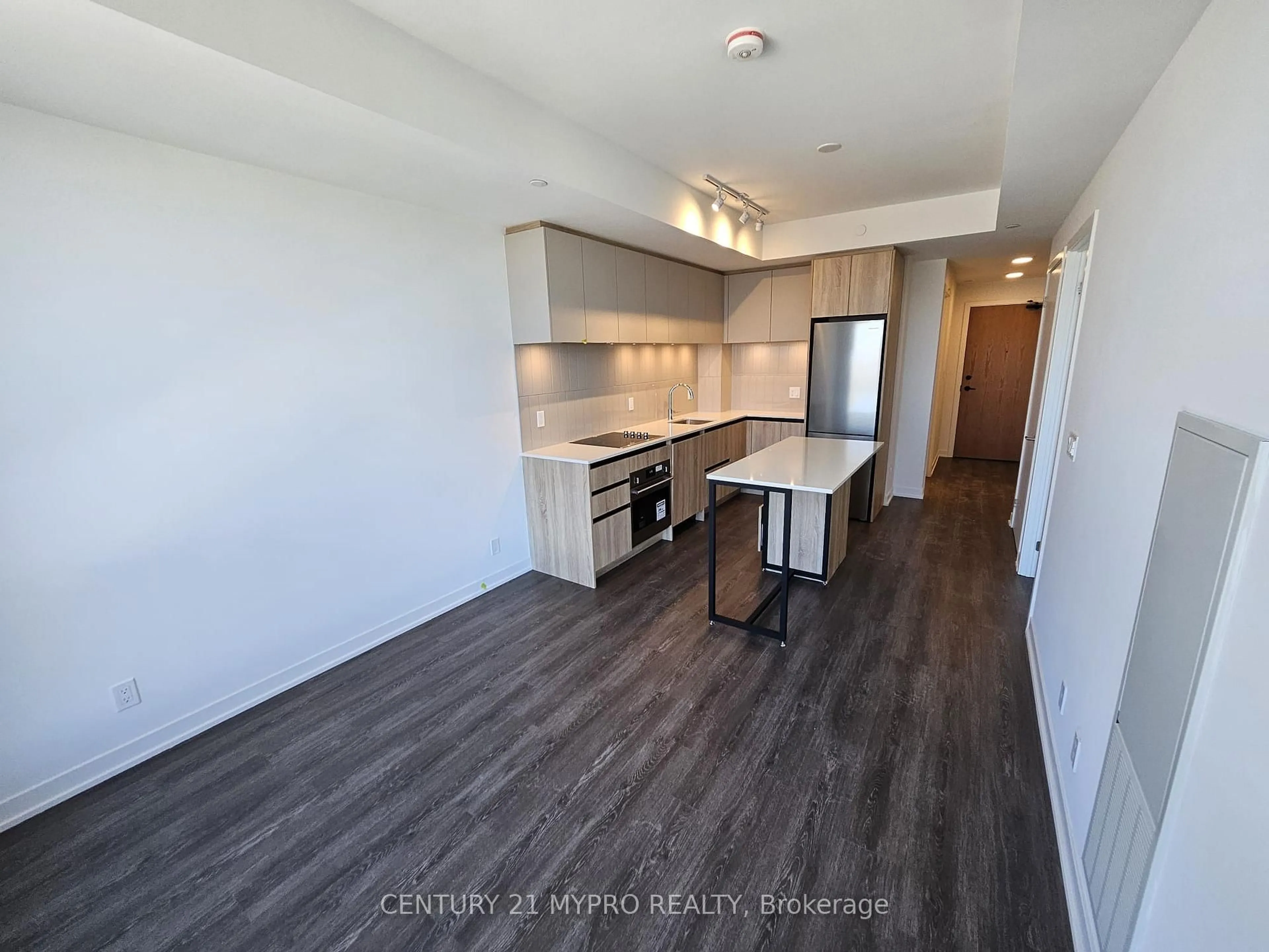 Unknown for 7950 Bathurst St #1913, Vaughan Ontario L4J 0L4